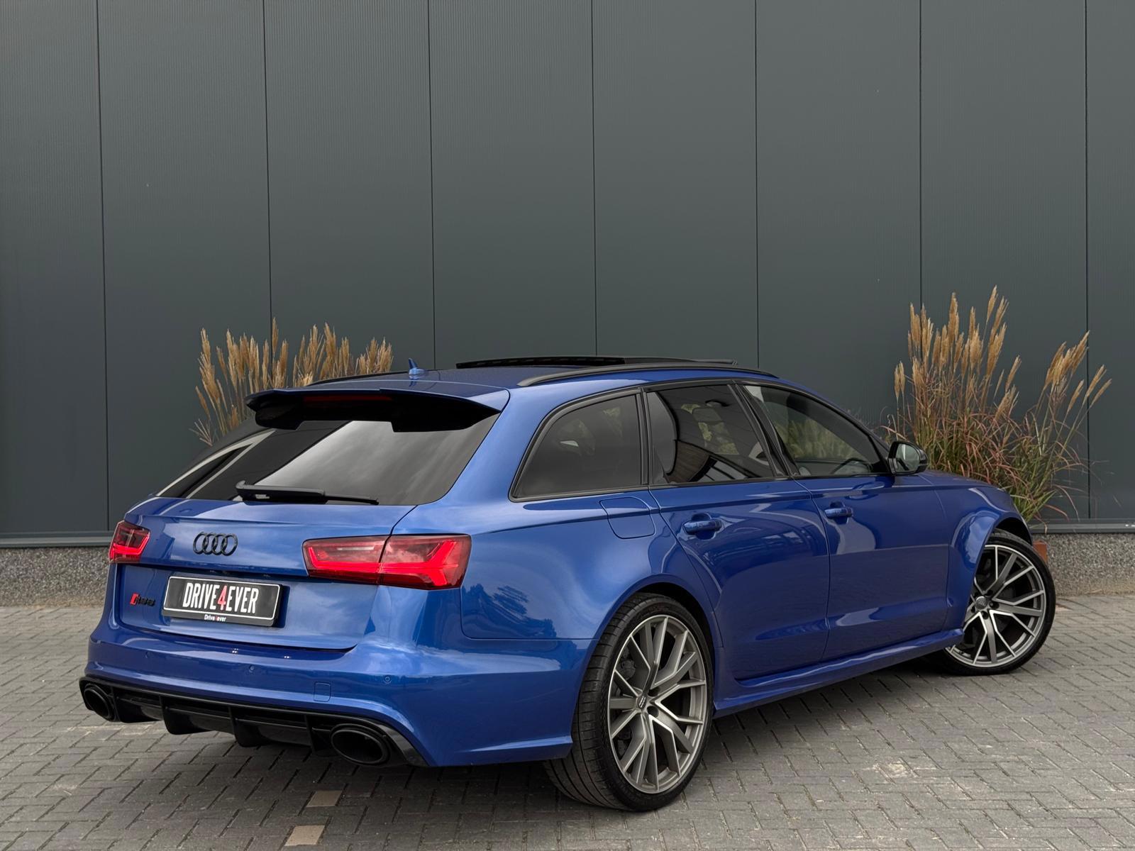 Foto van Audi RS 6 Avant Performance