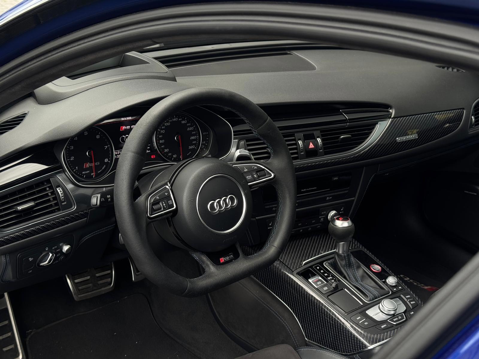 Foto van Audi RS 6 Avant Performance