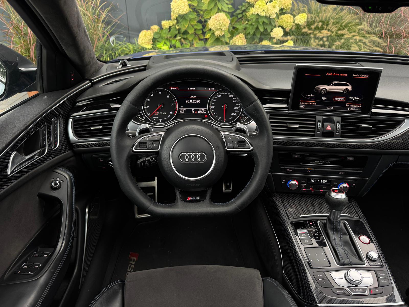 Foto van Audi RS 6 Avant Performance