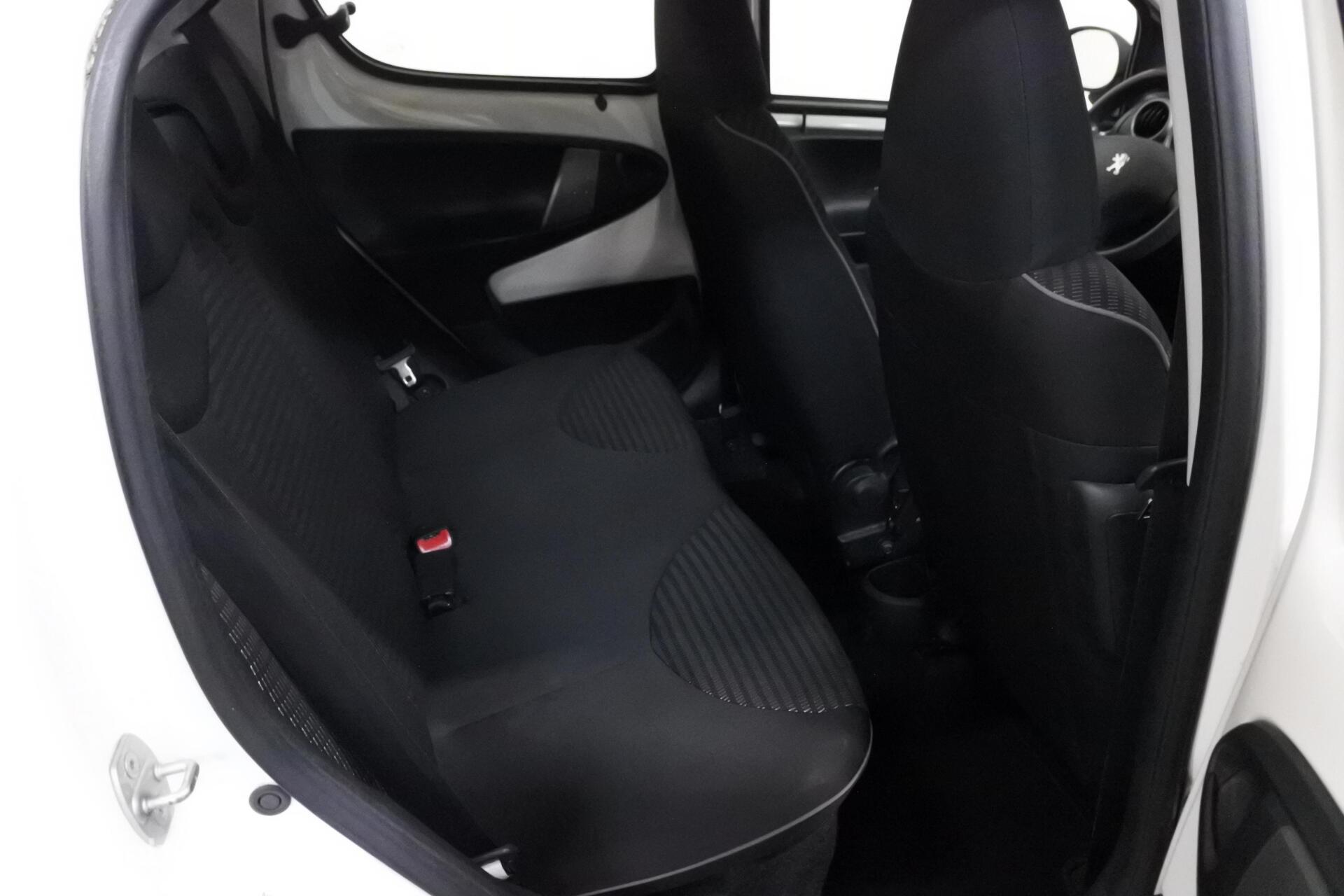 Foto van Peugeot Peugeot 107