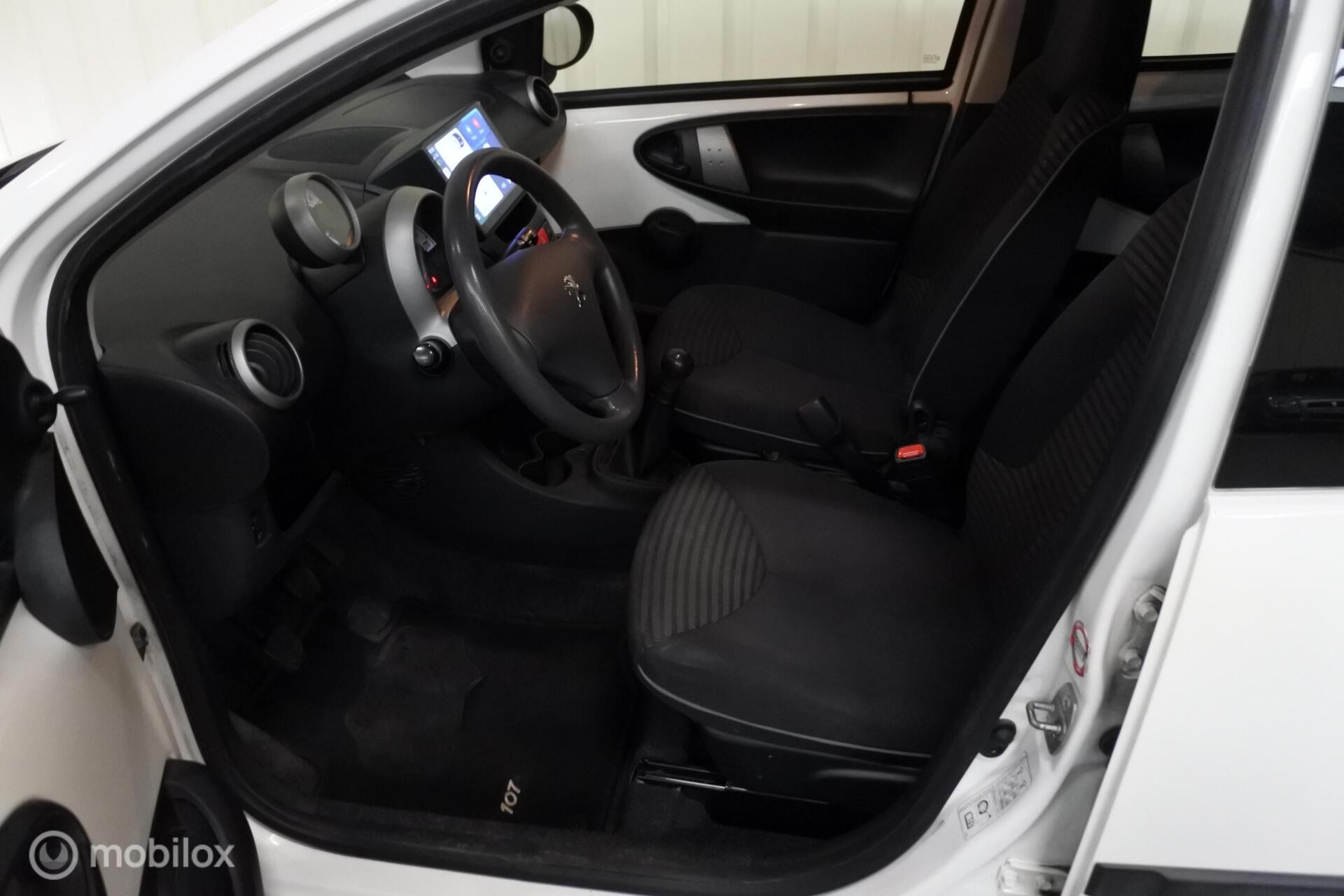 Foto van Peugeot Peugeot 107