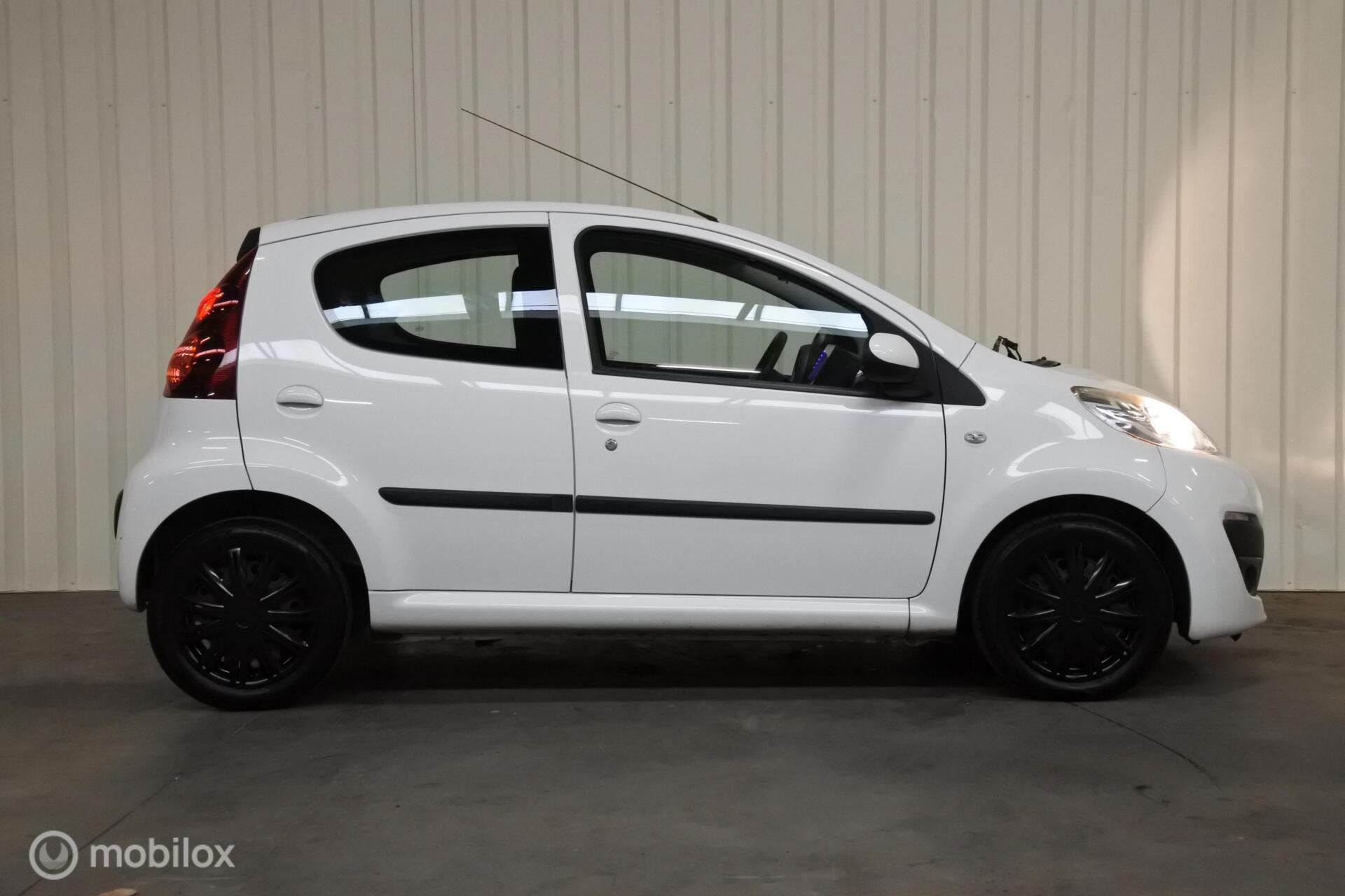 Foto van Peugeot Peugeot 107