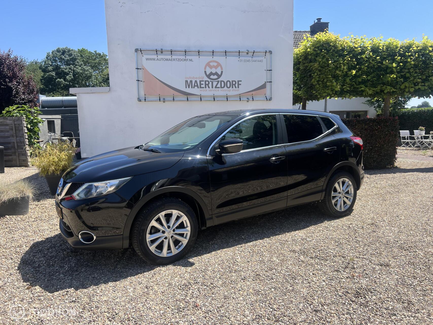 Nissan Nissan Qashqai 1.2 Connect Edition 2014 - voorkant