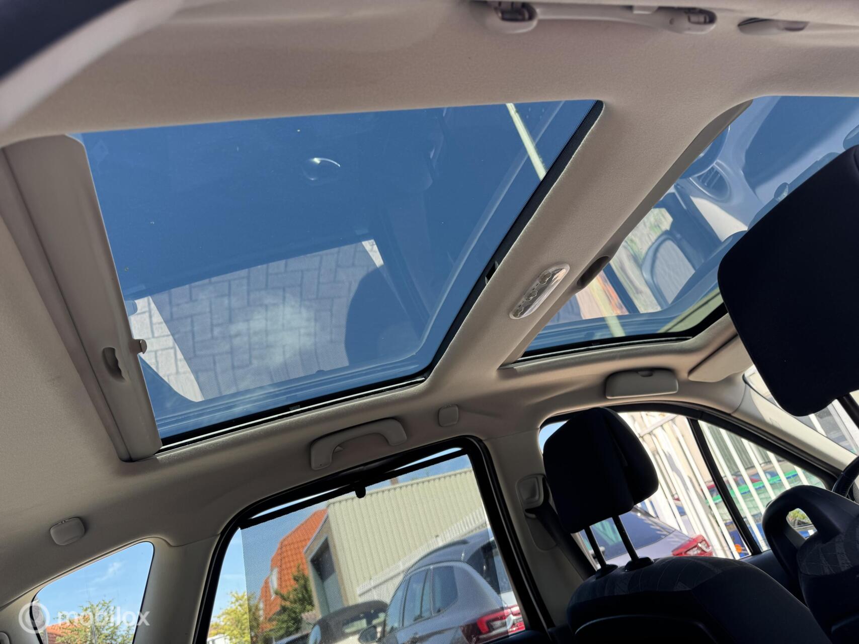Foto van Renault Scenic