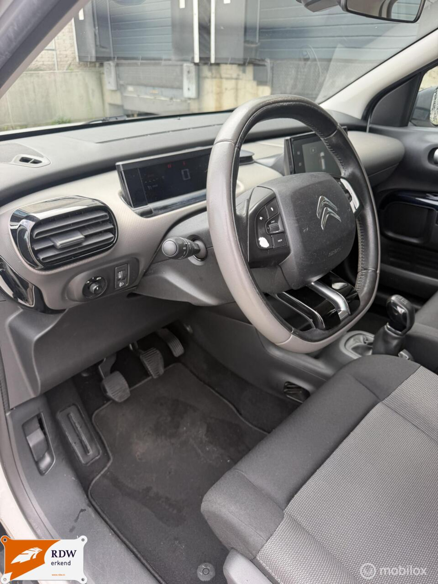 Foto van Citroen C4 Cactus