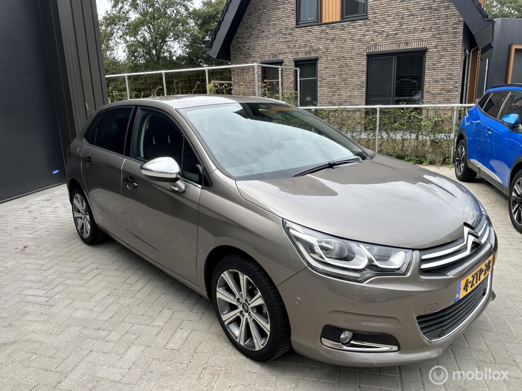 Citroen C4 1.2 T 130 Pk Feel Collection 2015 - voorkant