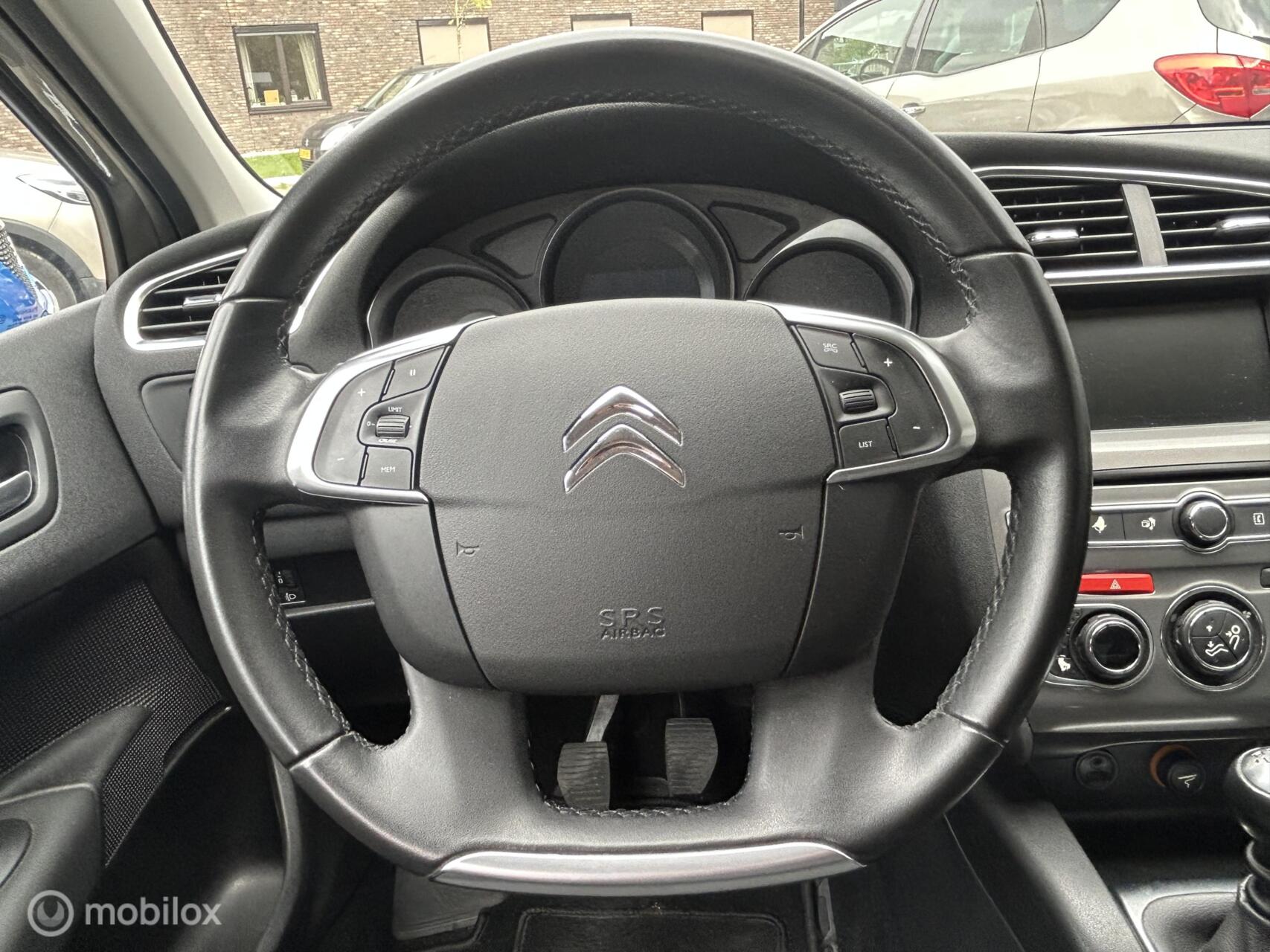 Foto van Citroen C4