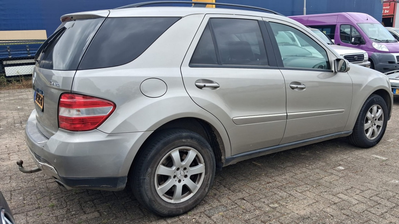 Foto van Mercedes-Benz ML 350