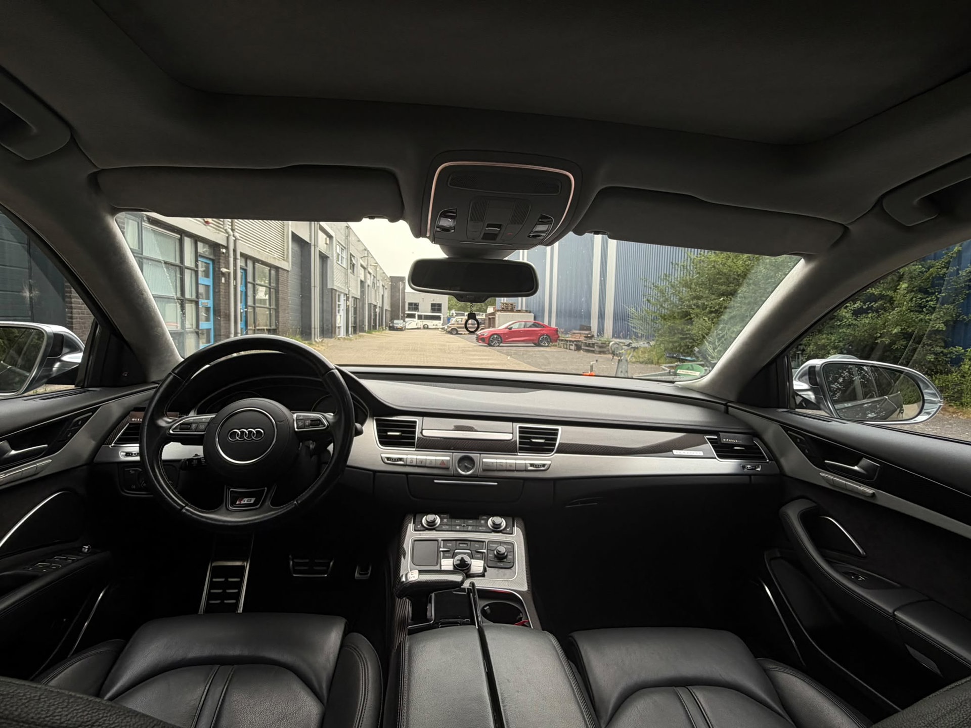 Foto van Audi S8