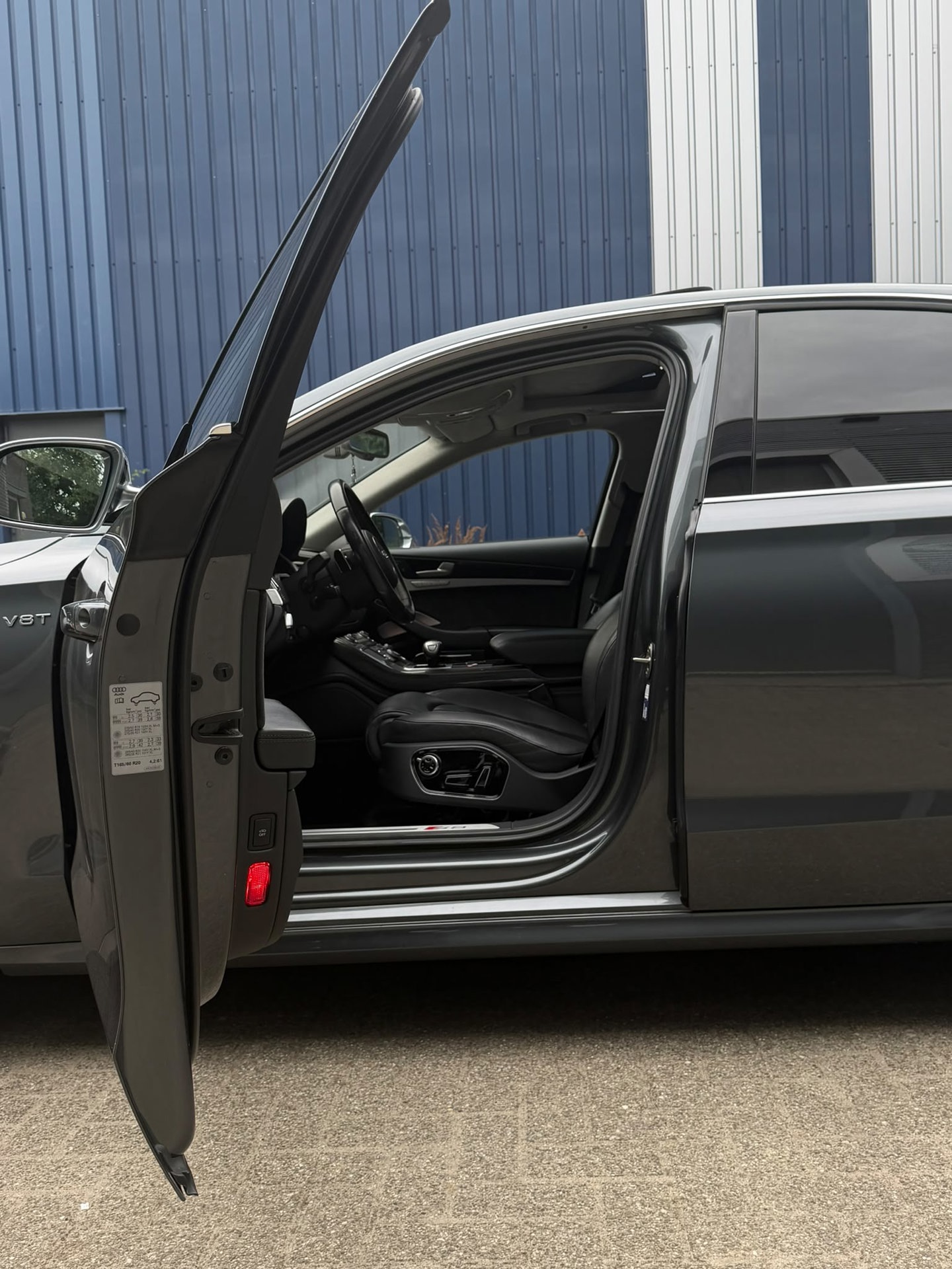 Foto van Audi S8