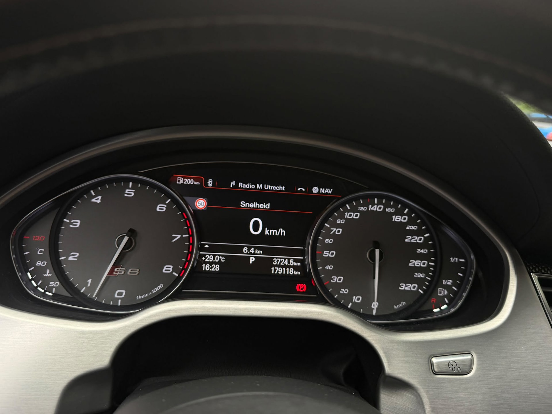 Foto van Audi S8