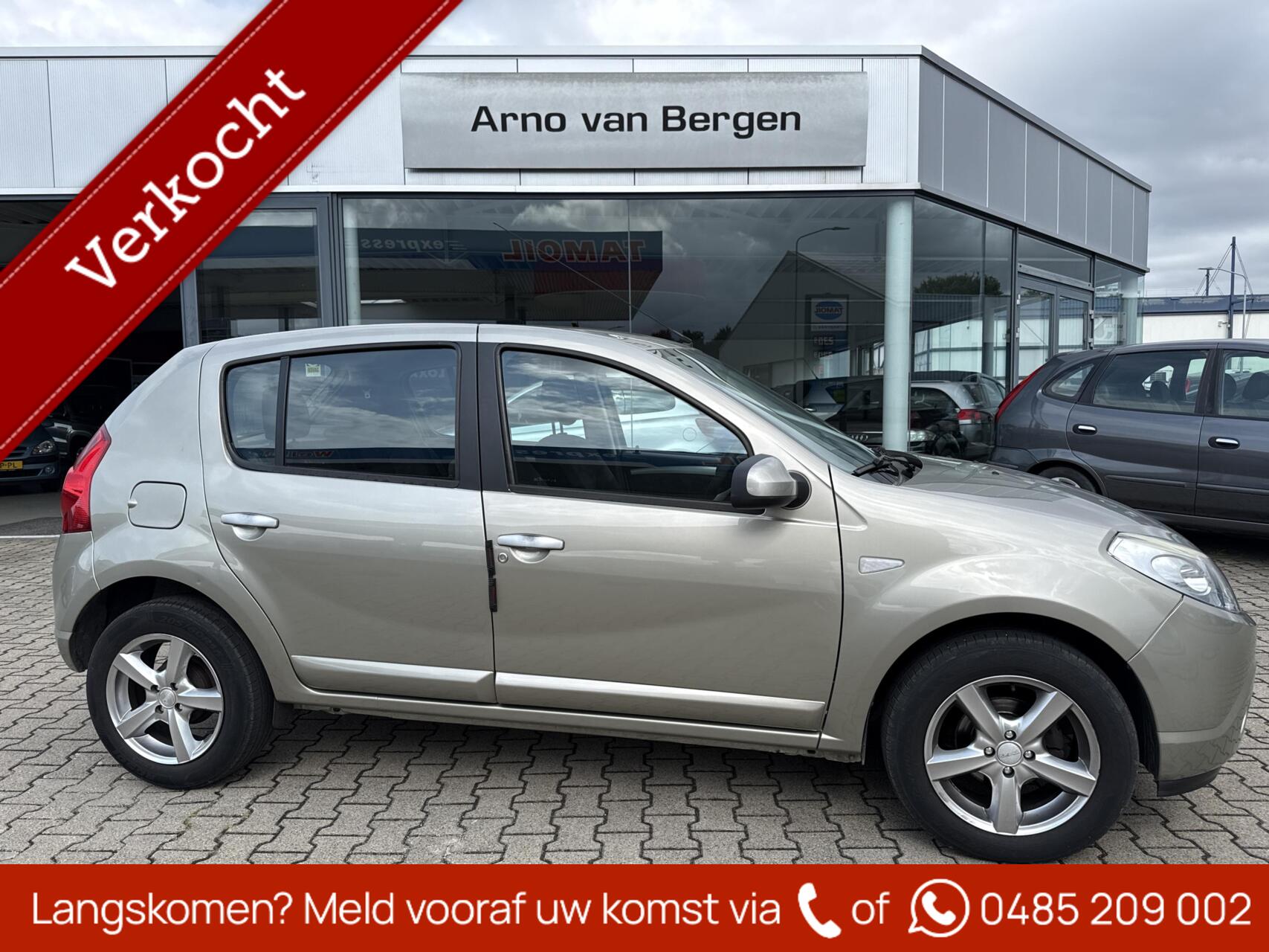 Dacia Sandero 1.2 Lauréate, airco, lichtmetalen velgen, mistlampen. 2010 - voorkant