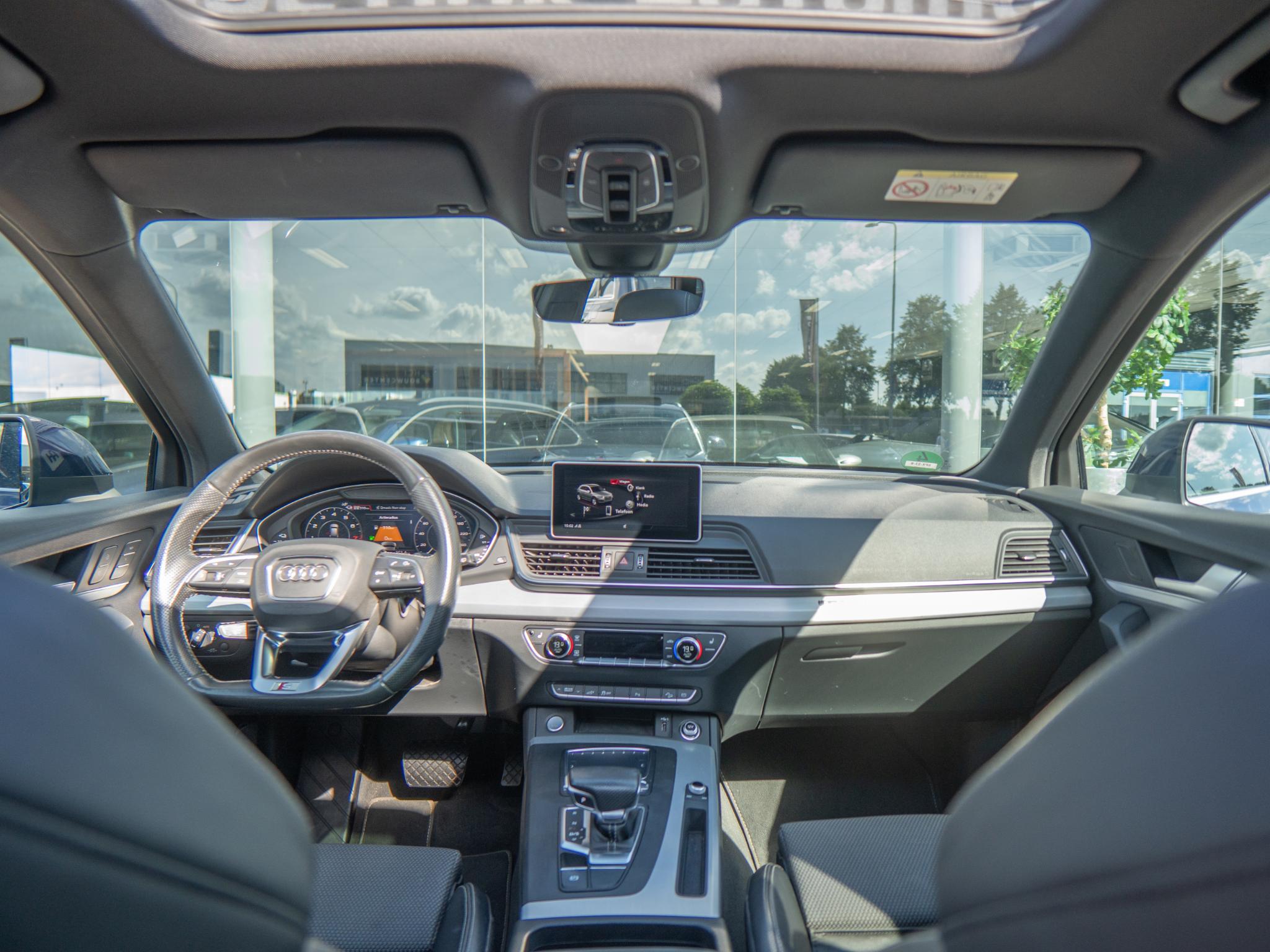 Foto van Audi Q5 55 TFSI E