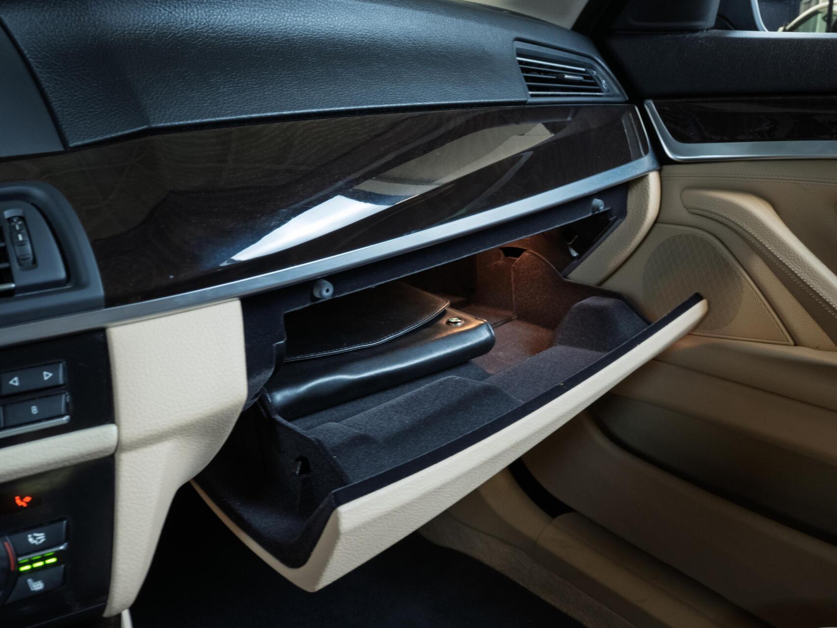 Foto van BMW 528i