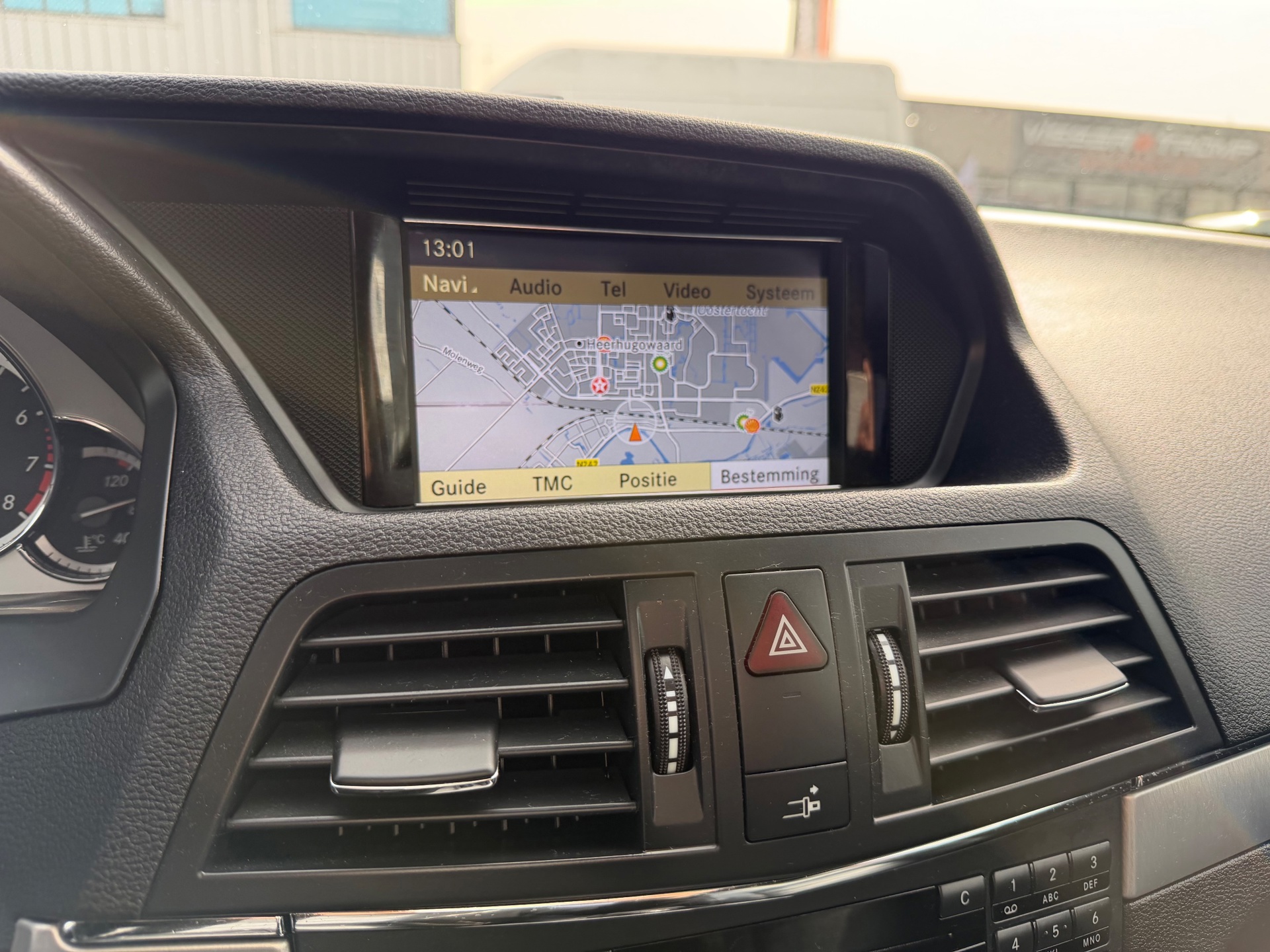 Foto van Mercedes-Benz E 200 Cgi