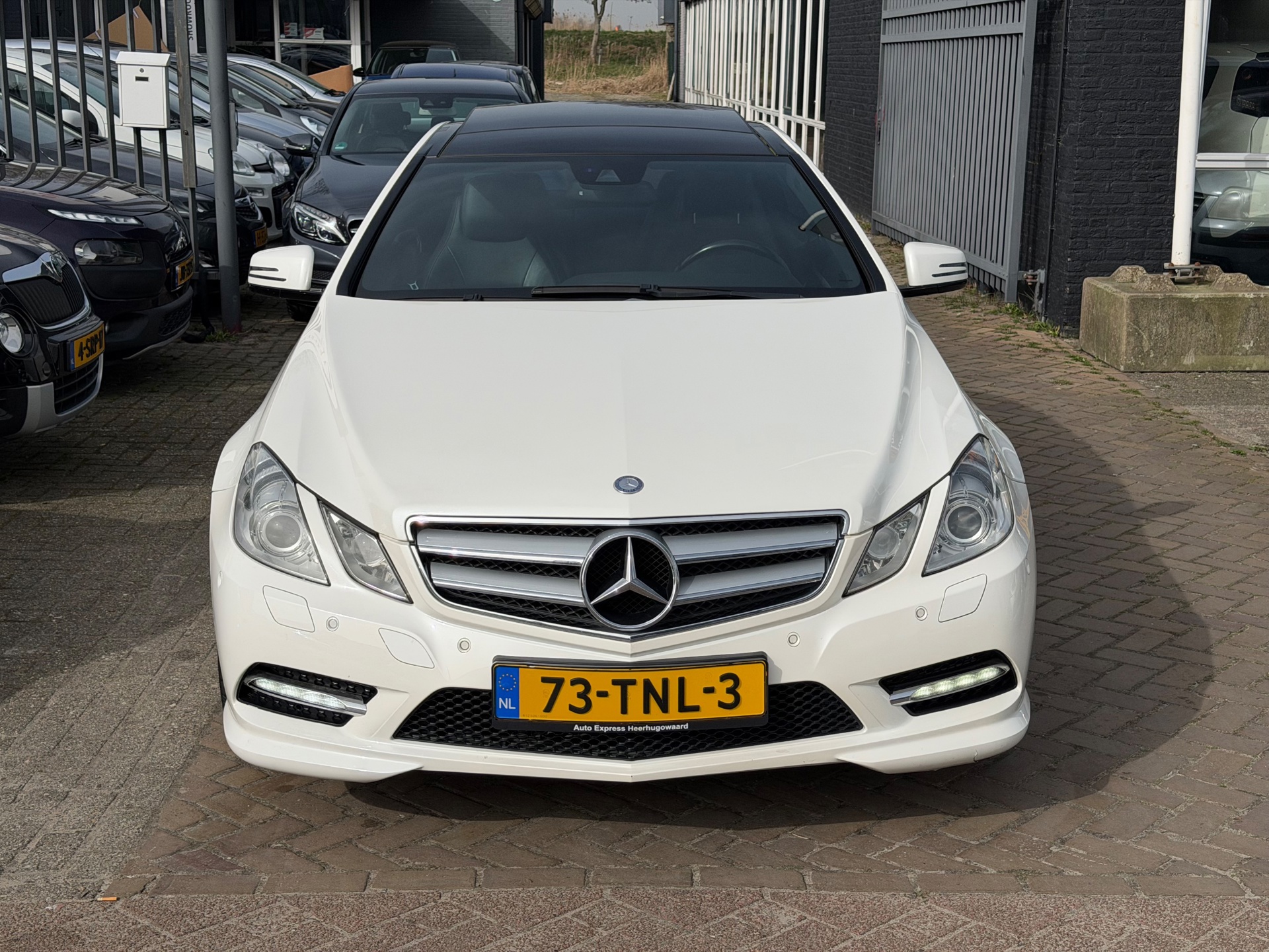 Foto van Mercedes-Benz E 200 Cgi