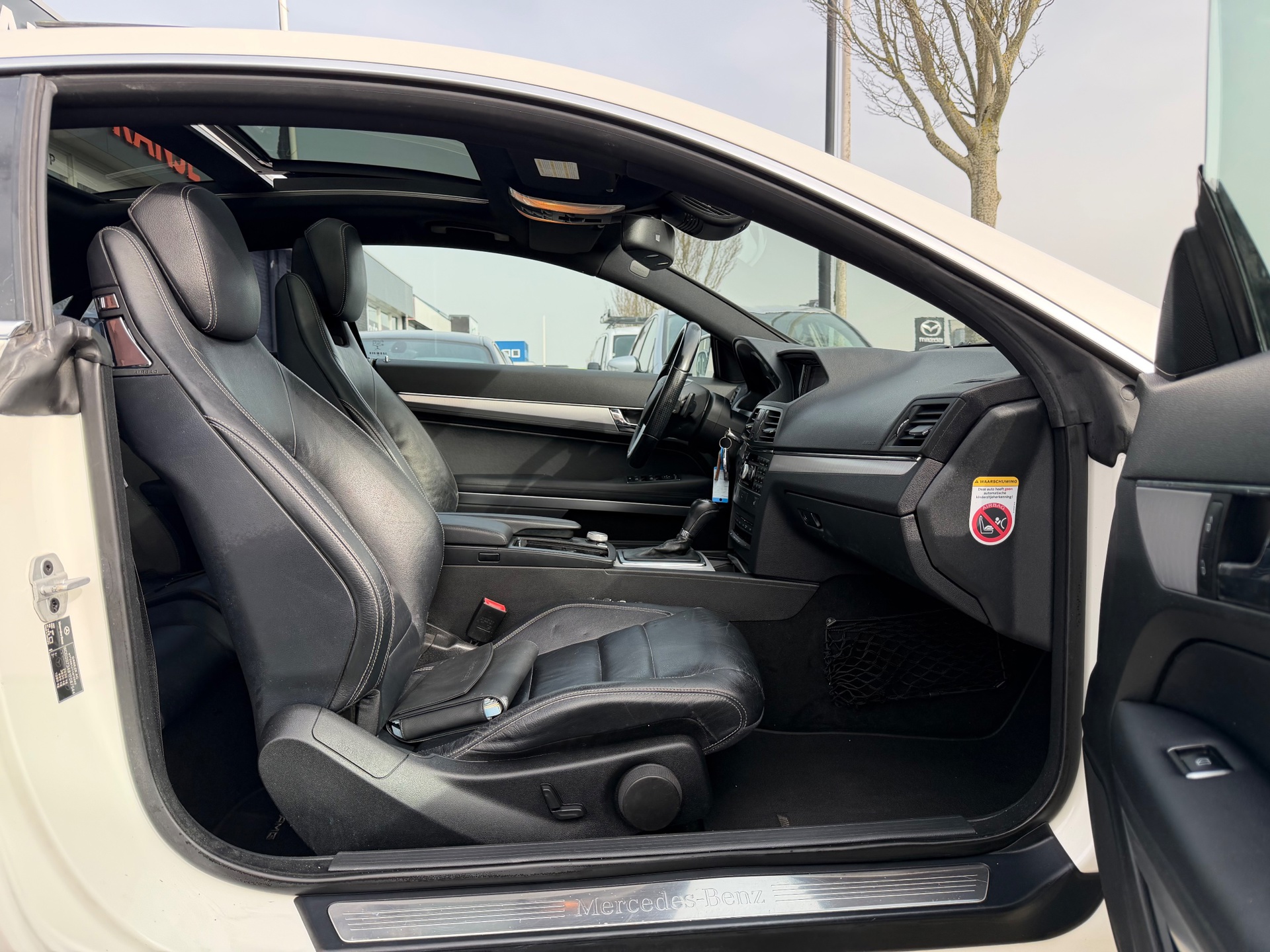 Foto van Mercedes-Benz E 200 Cgi
