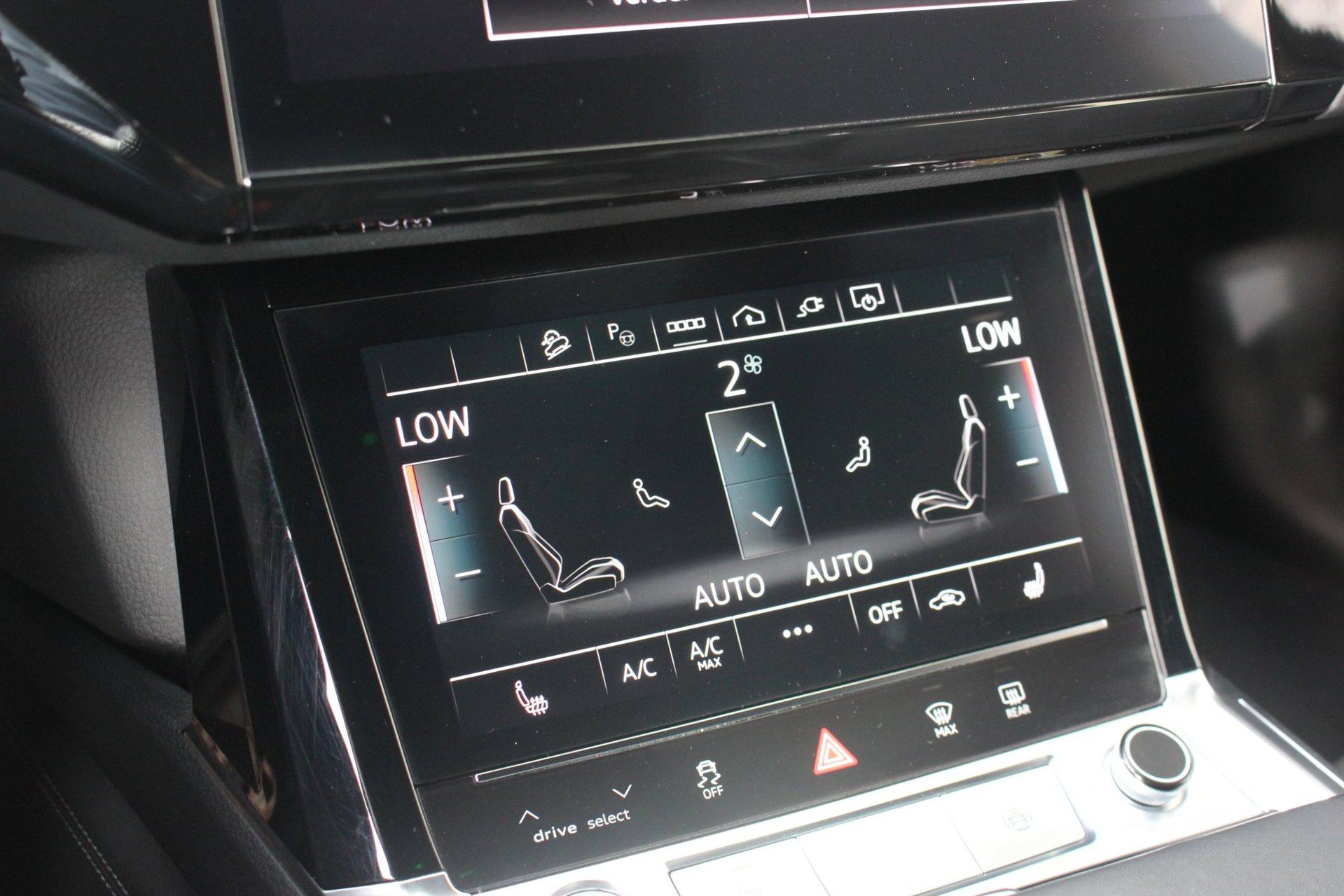 Foto van Audi E-tron 50