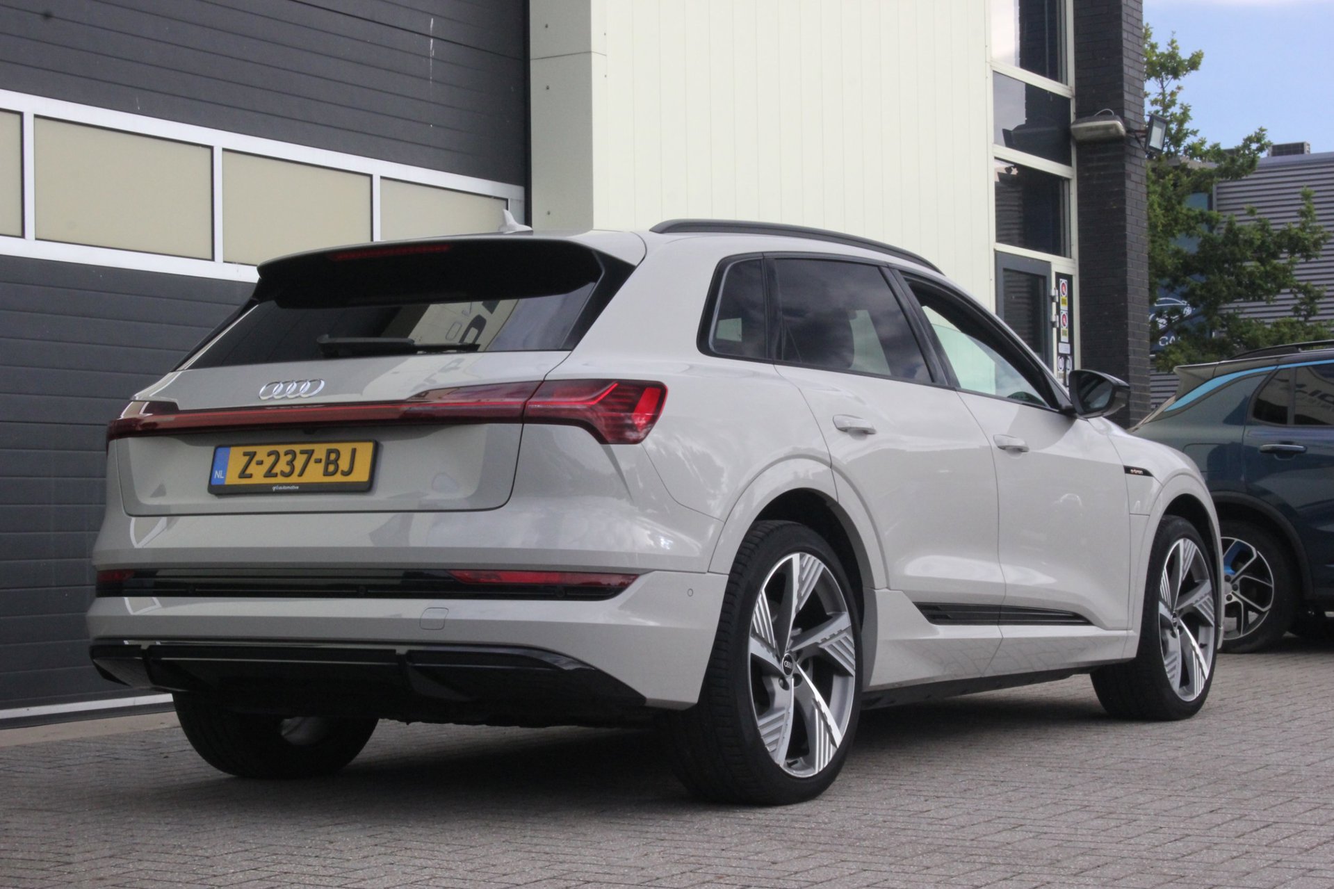 Foto van Audi E-tron 50