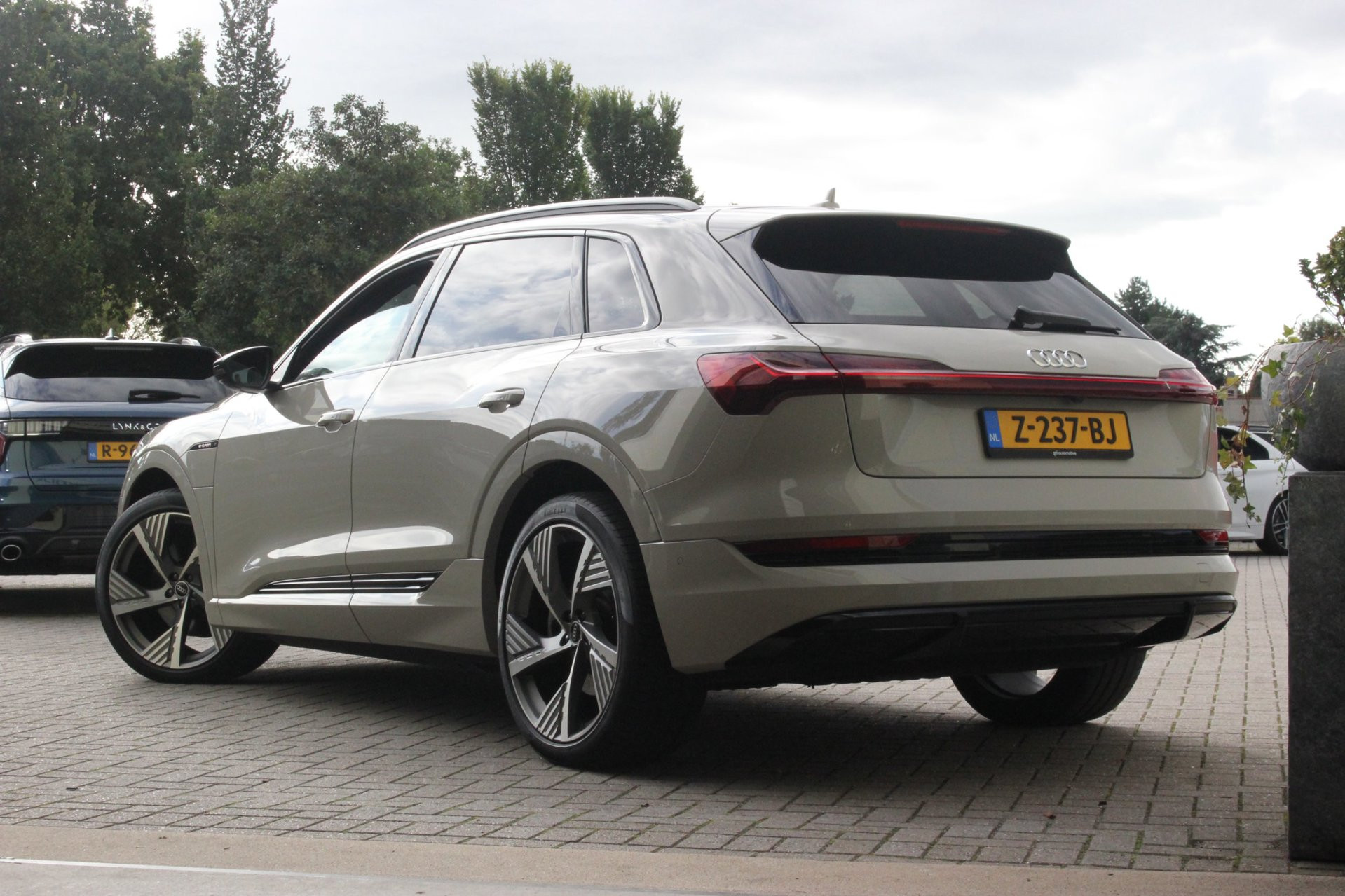 Foto van Audi E-tron 50
