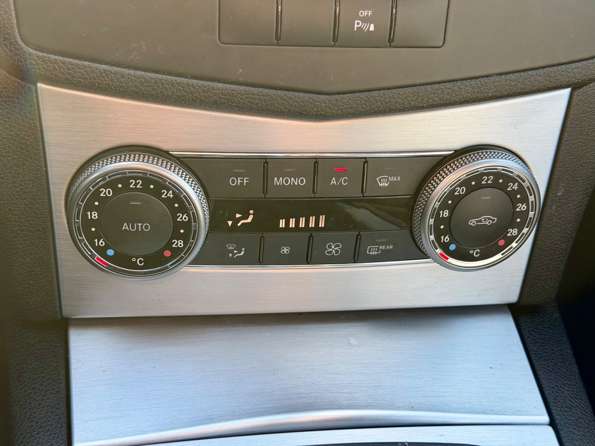 Foto van Mercedes-Benz C 200 Kompressor