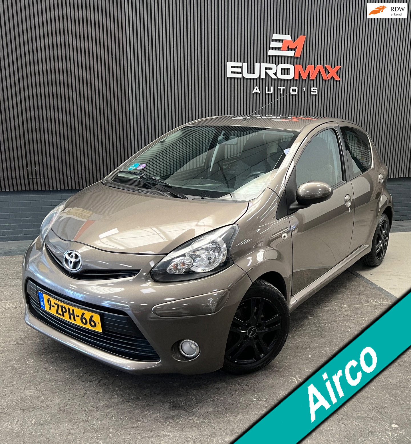 Toyota Toyota Aygo 1.0 VVT-i Comfort Orange Elektrische Raam - Airco 2013 - voorkant