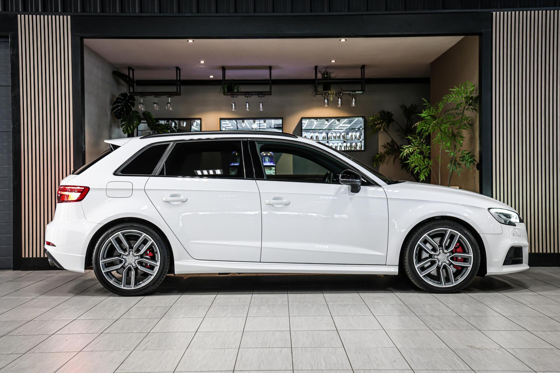 Foto van Audi S3 Sportback