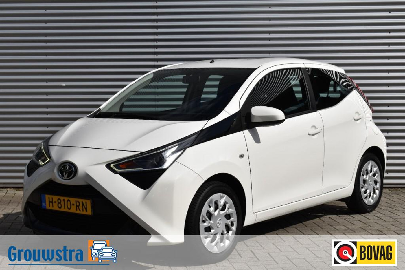 Toyota Toyota Aygo 1.0 VVT-I 5DRS. X-PLAY / NL AUTO / P.CAM. / APPLE/ANDROID AUTO 2020 - voorkant