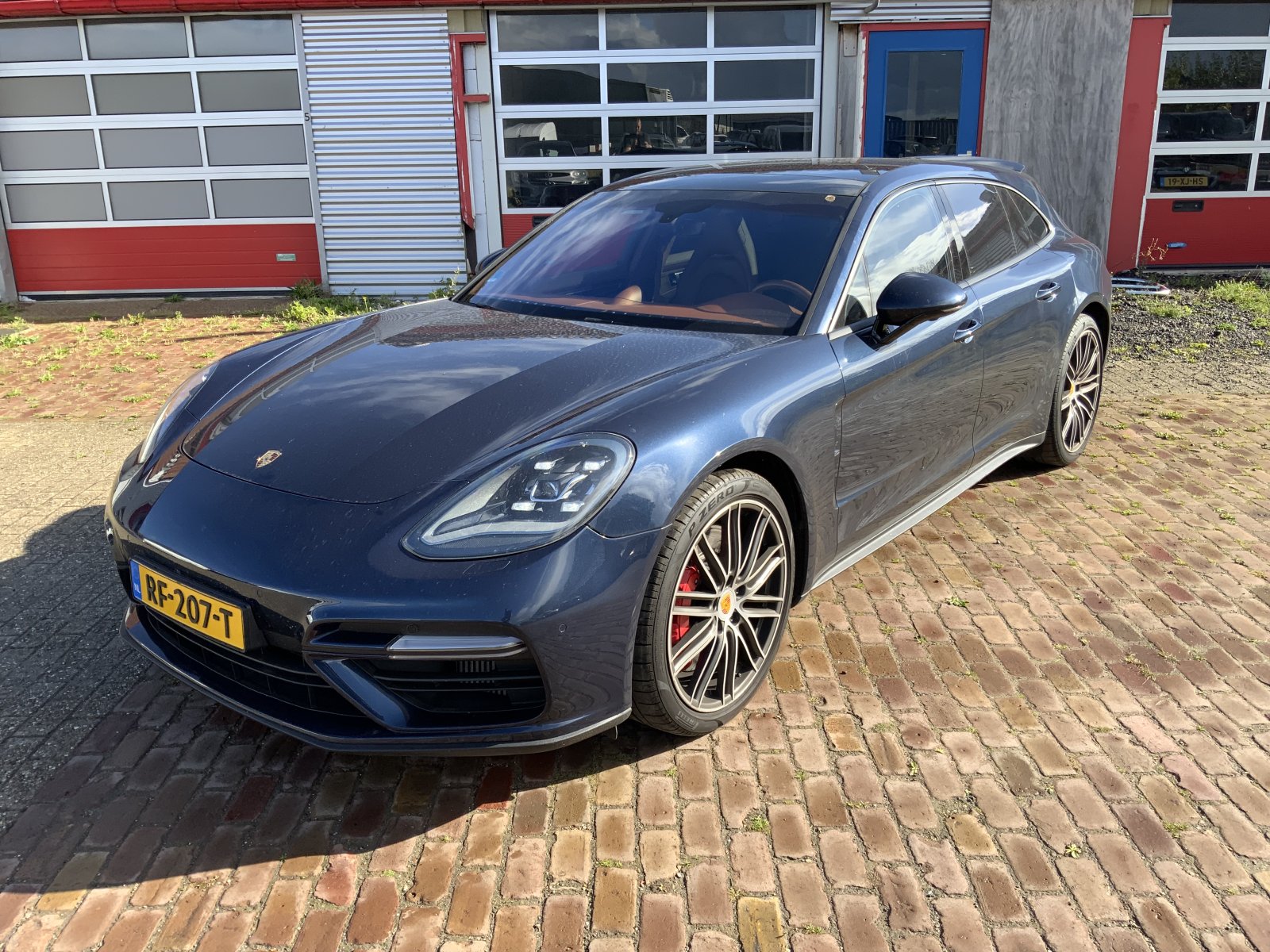 Porsche Panamera Turbo 4.0 Turbo | Sport Chrono | Sport & design | Trekhaak 2017 - voorkant