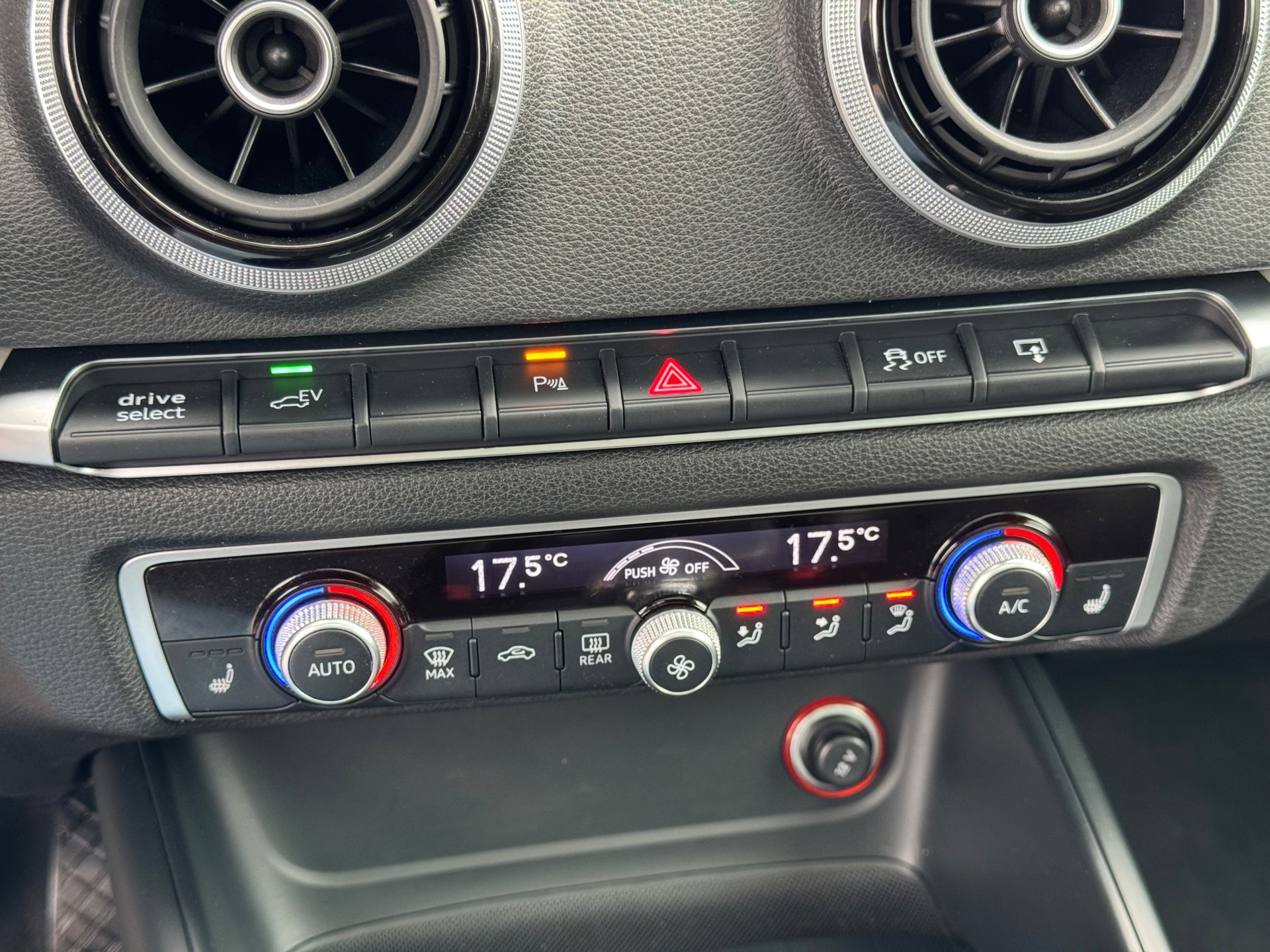 Foto van Audi A3 Sportback E-tron