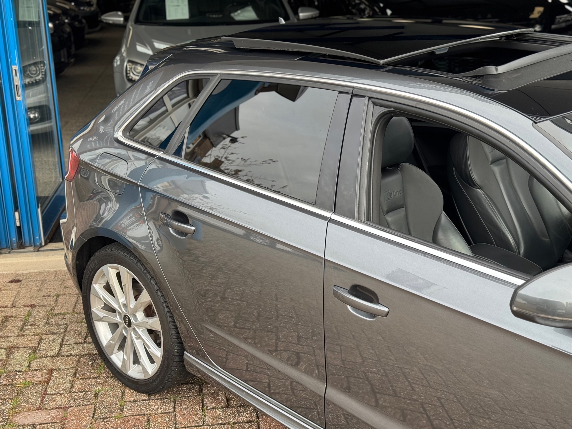 Foto van Audi A3 Sportback E-tron