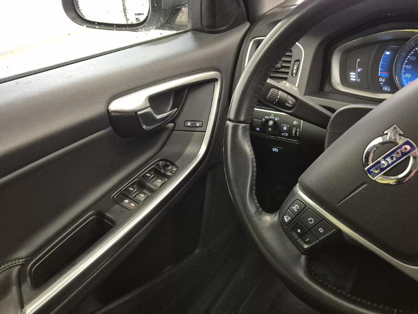 Foto van Volvo V60 Twin Engine