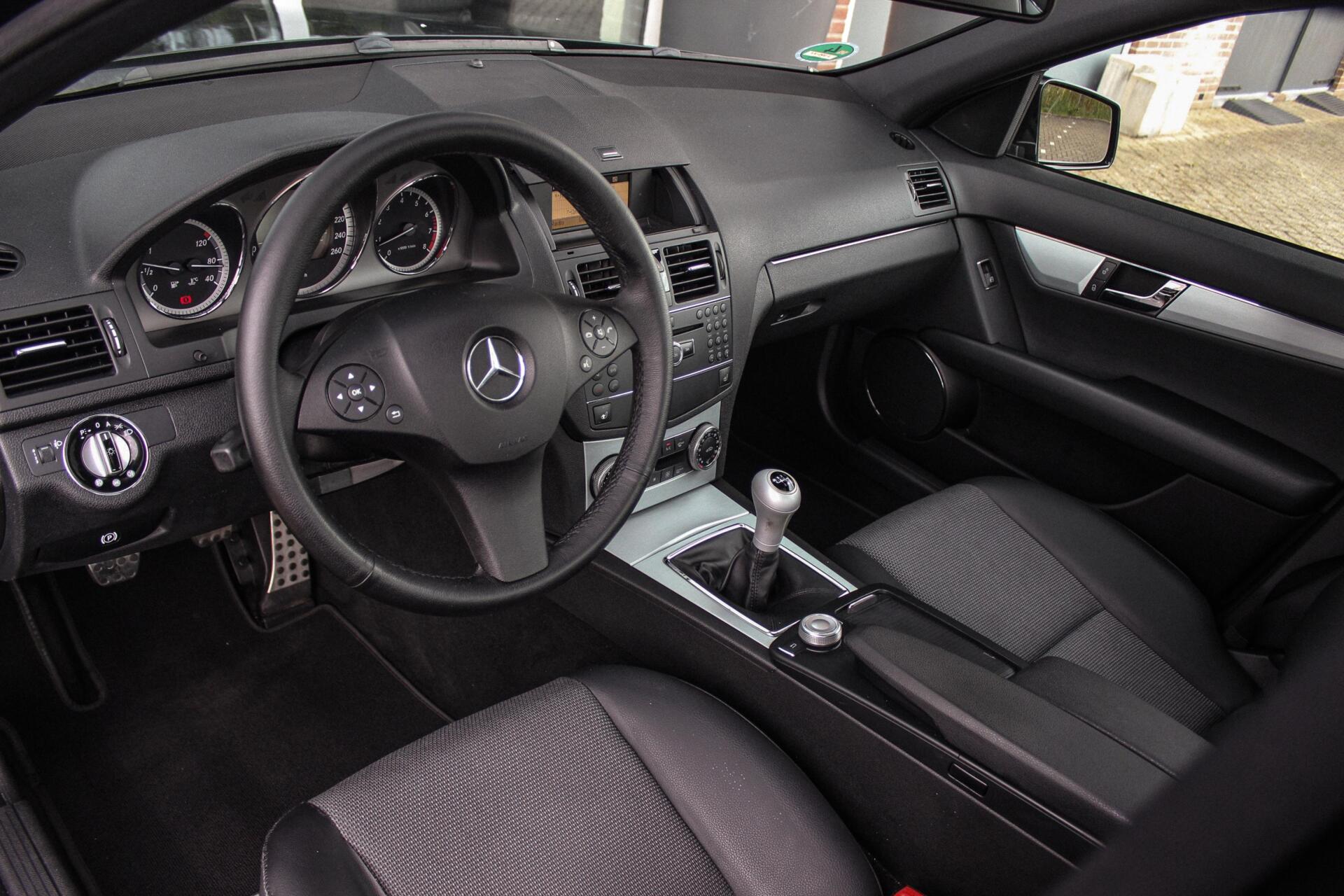 Foto van Mercedes-Benz C 200 Kompressor