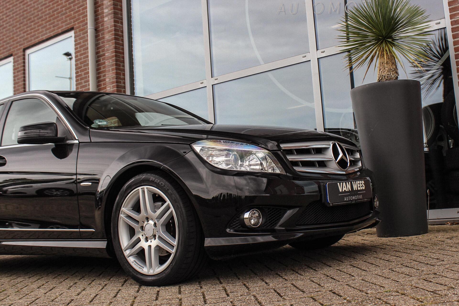 Foto van Mercedes-Benz C 200 Kompressor