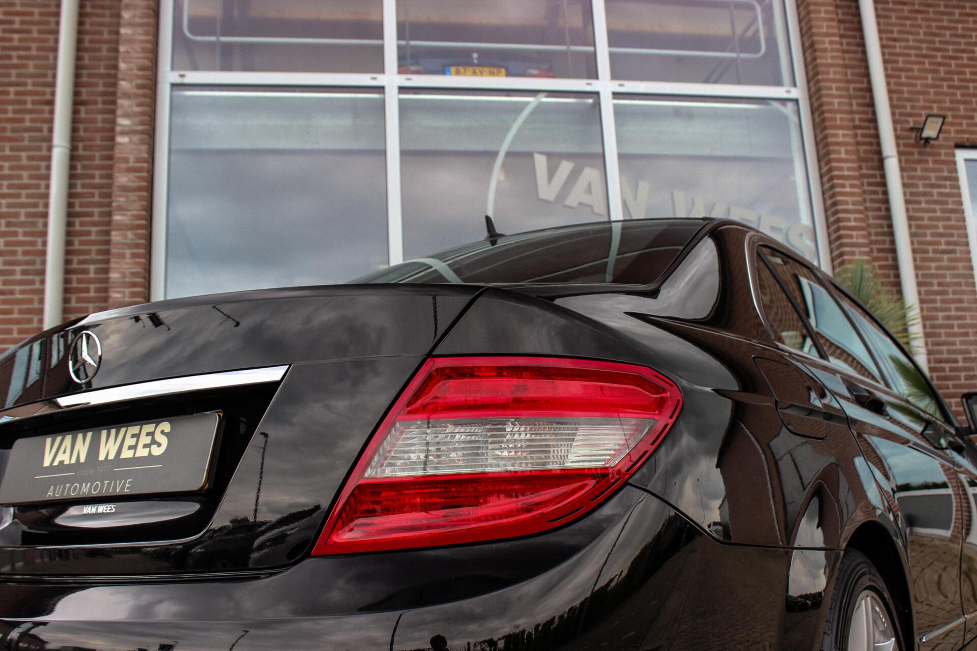 Foto van Mercedes-Benz C 200 Kompressor