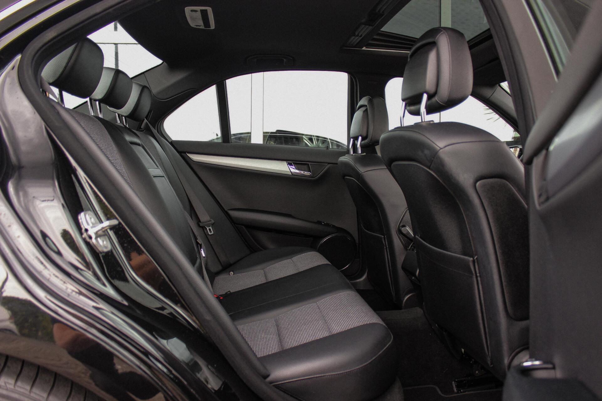 Foto van Mercedes-Benz C 200 Kompressor