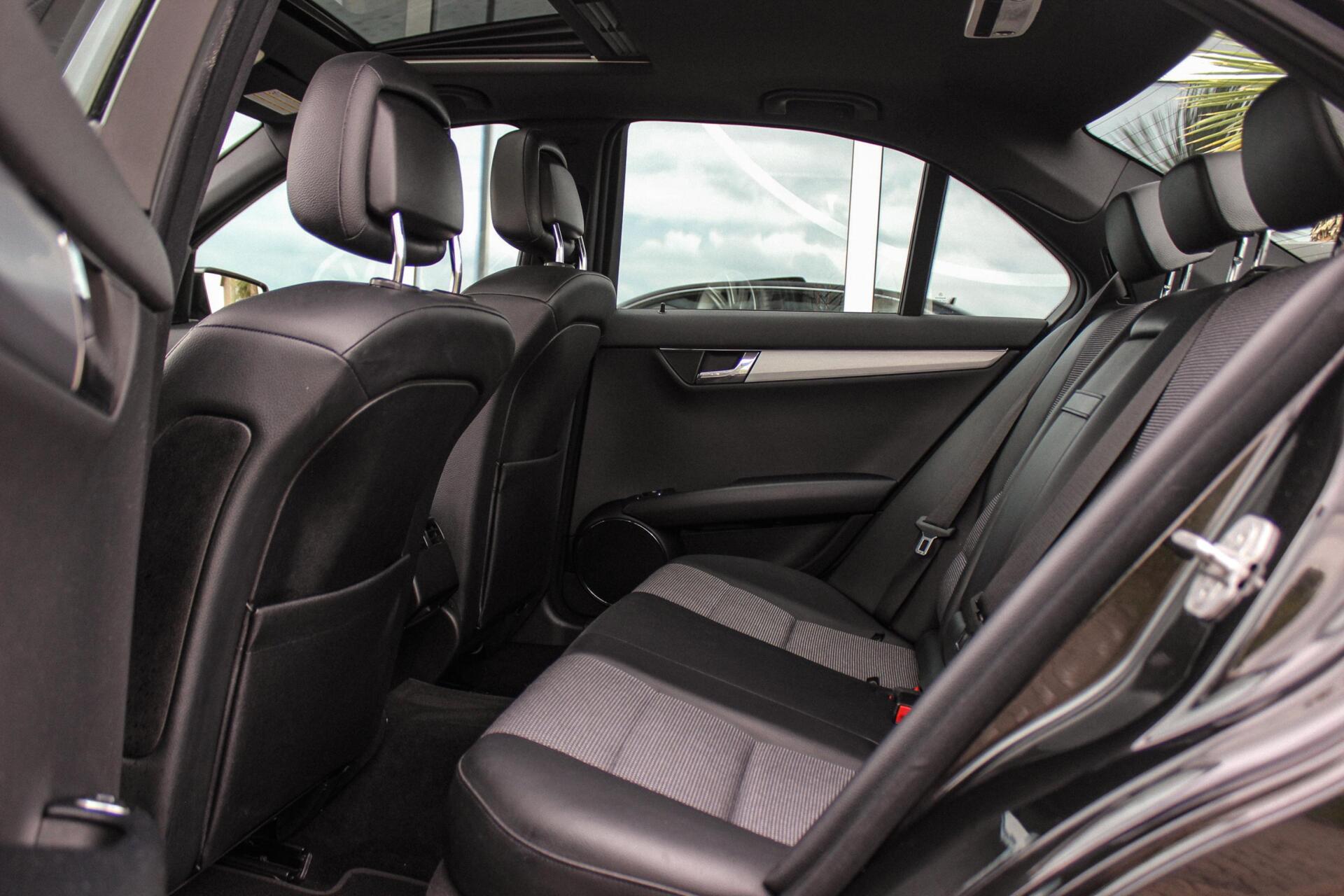 Foto van Mercedes-Benz C 200 Kompressor
