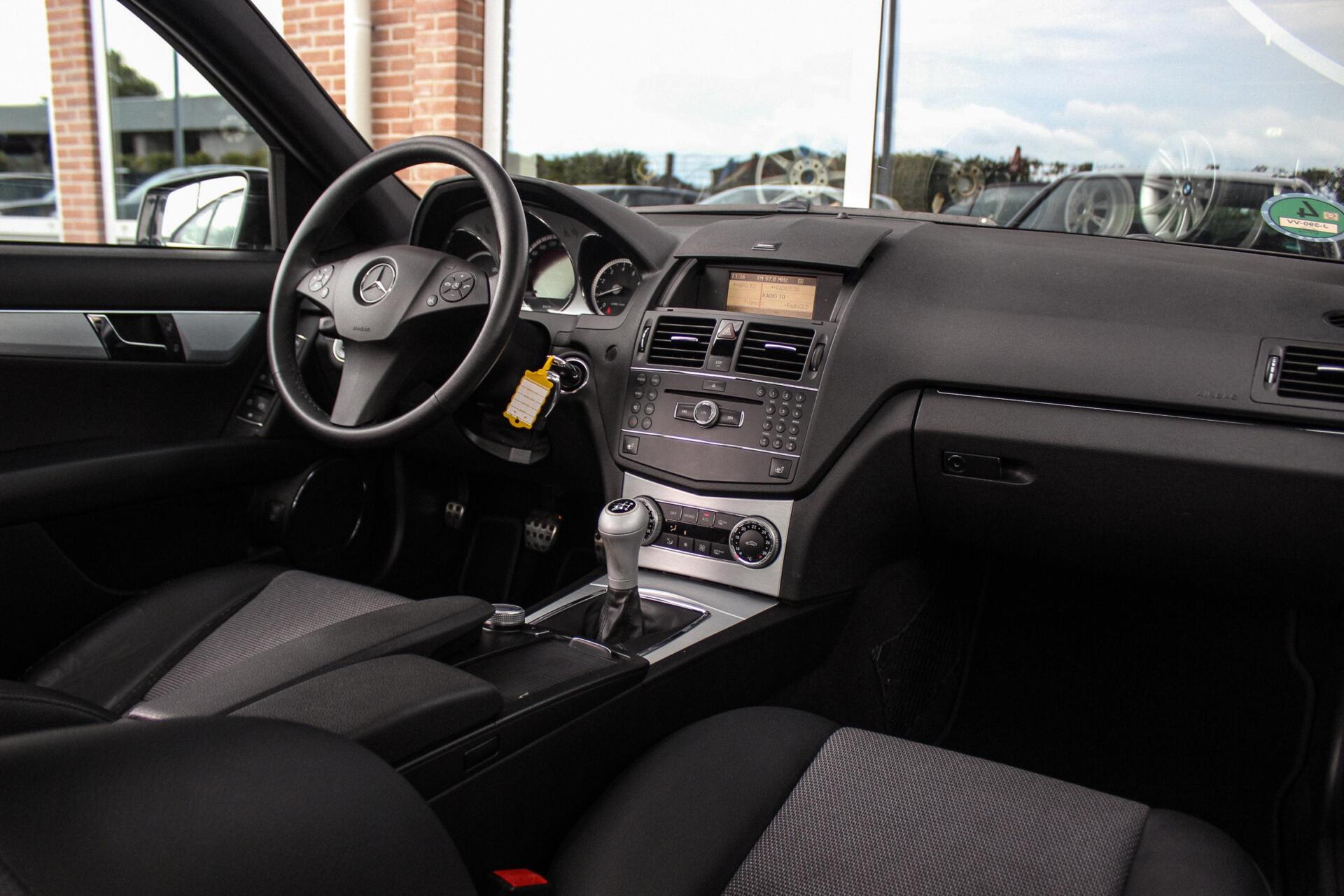 Foto van Mercedes-Benz C 200 Kompressor