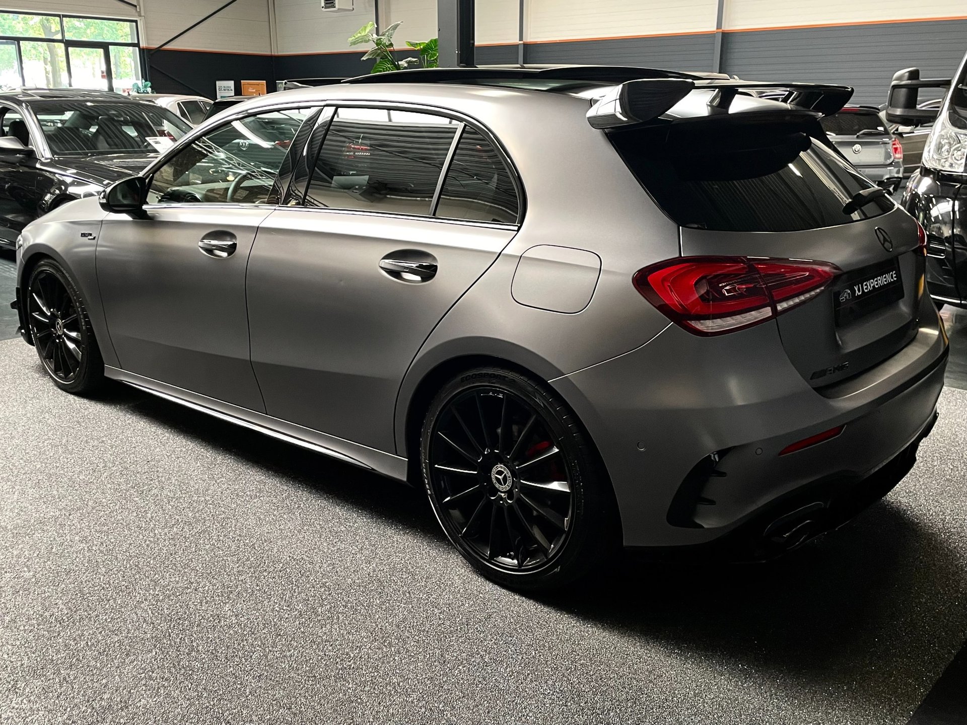 Foto van Mercedes-Benz A 180