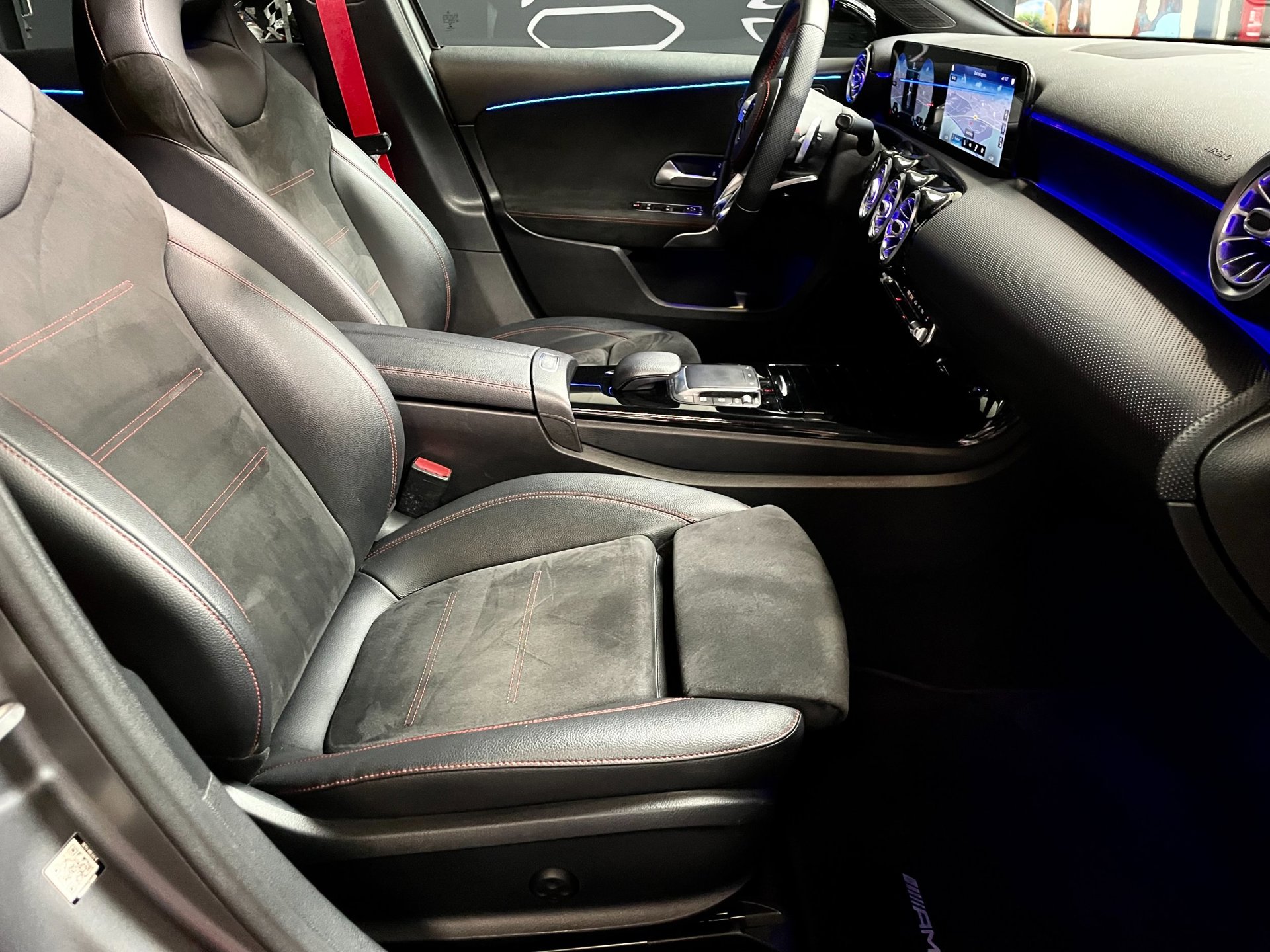 Foto van Mercedes-Benz A 180
