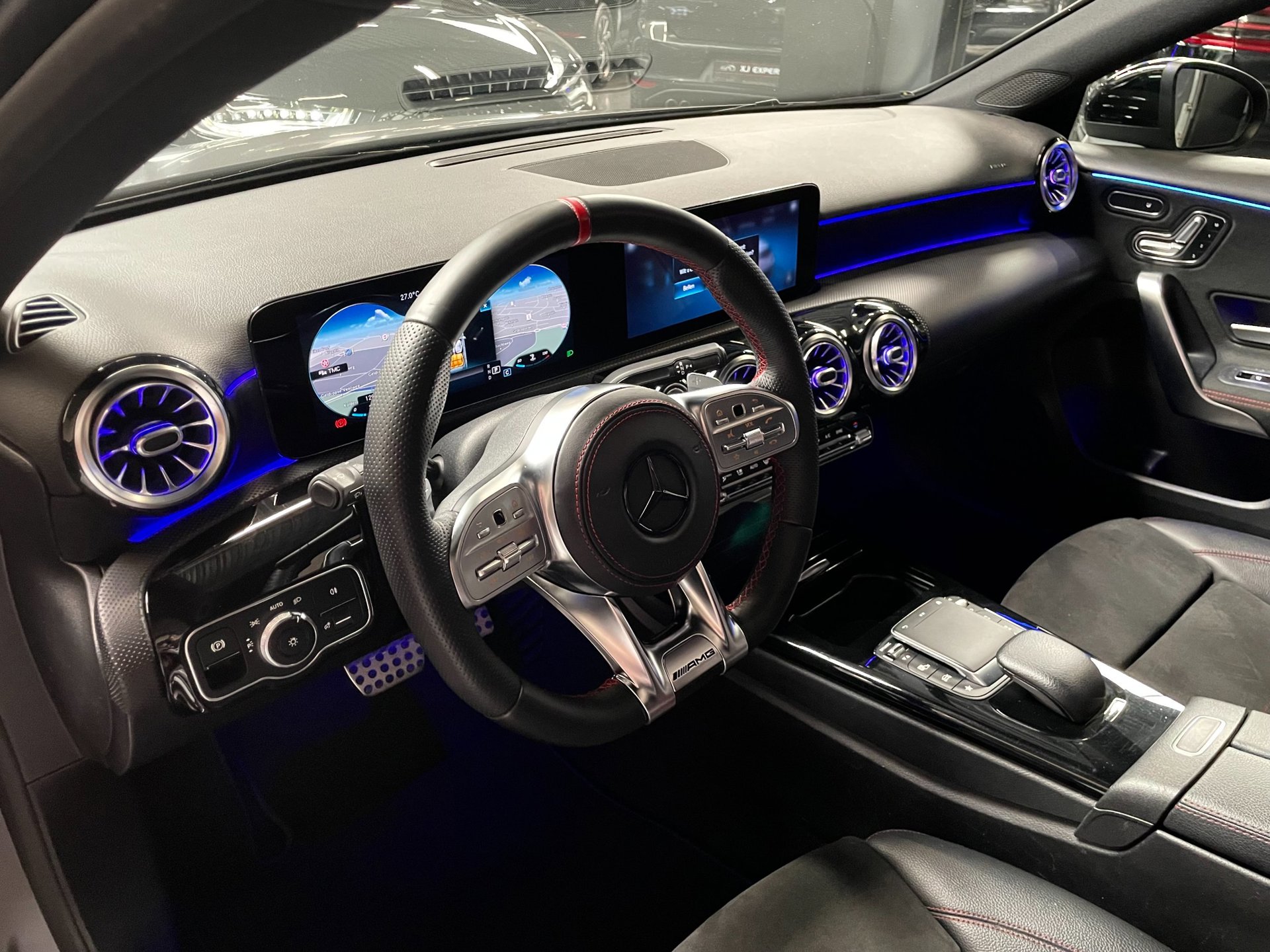 Foto van Mercedes-Benz A 180