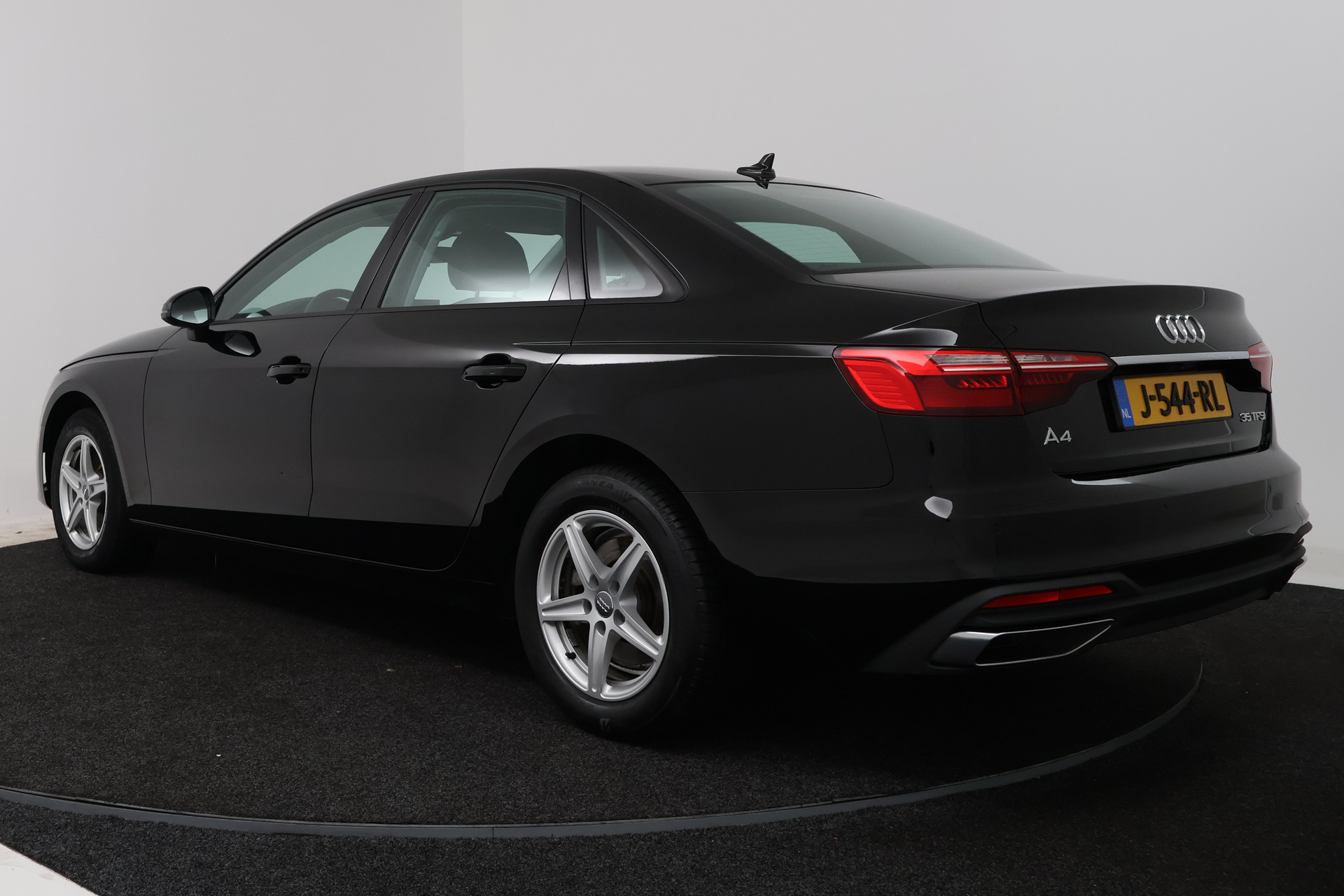 Foto van Audi A4 Limousine