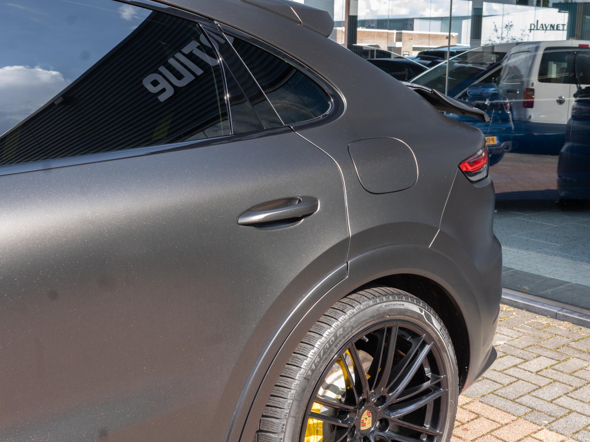 Foto van Porsche Cayenne E-hybrid