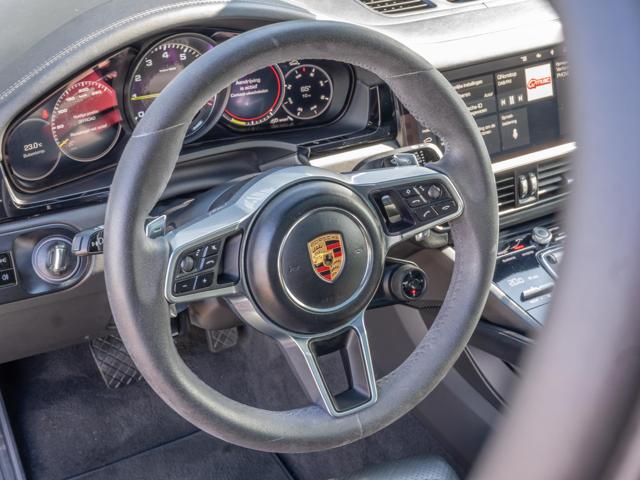 Foto van Porsche Cayenne E-hybrid