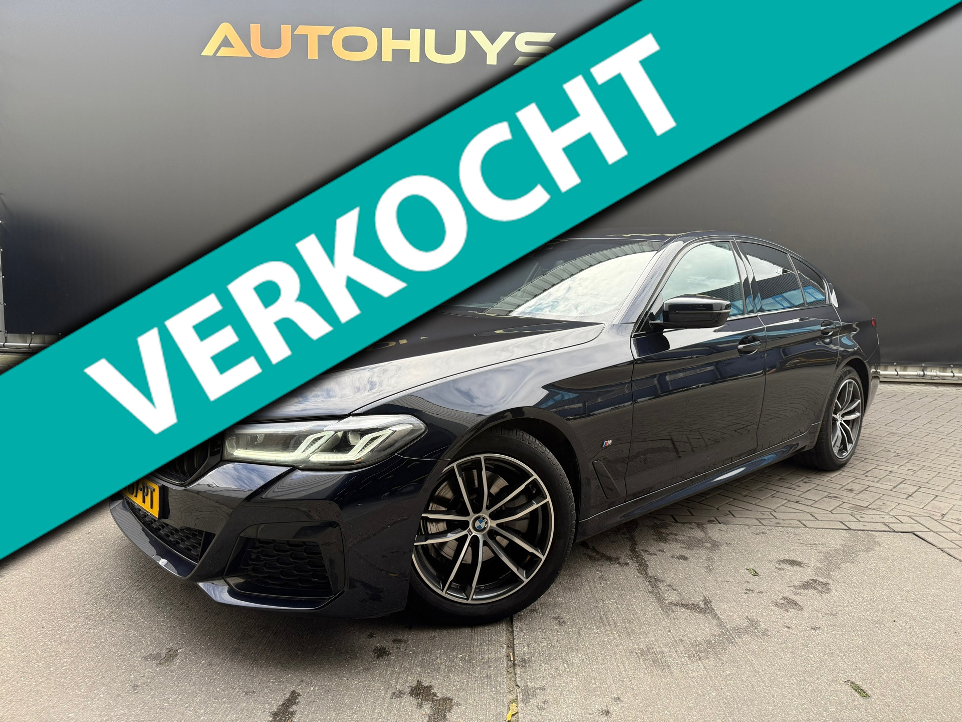 BMW 520i 520i High Executive Edition Mpakket Leder Carplay Memory Camera 2020 - voorkant