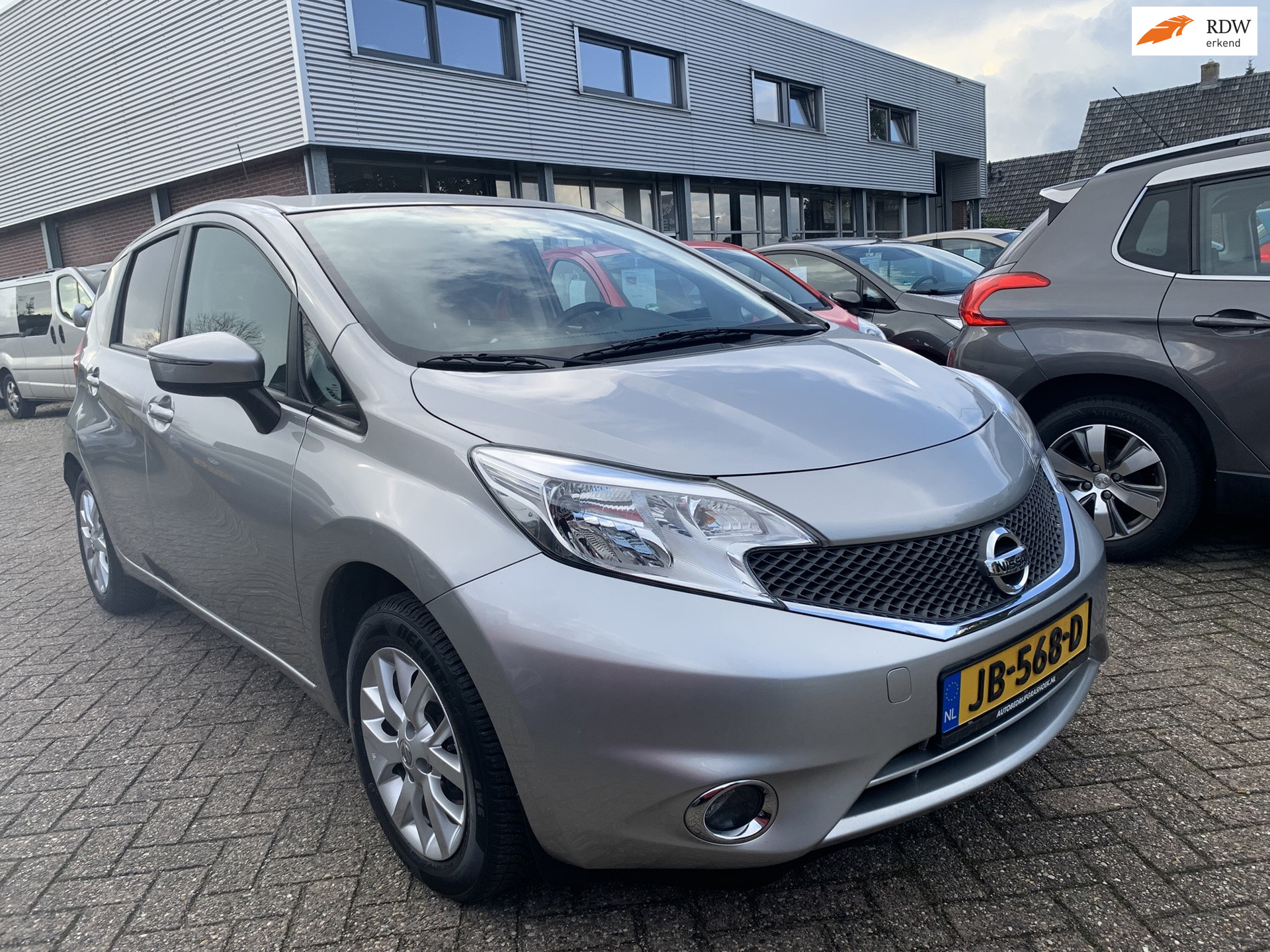 Nissan Nissan Note 1.2 Acenta 2014 € 4.750.- AIRCO, CRUISE C. 1 JR. APK 2014 - voorkant