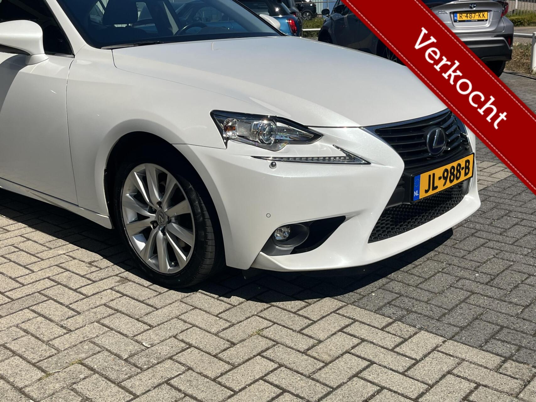Foto van Lexus Lexus Is300h