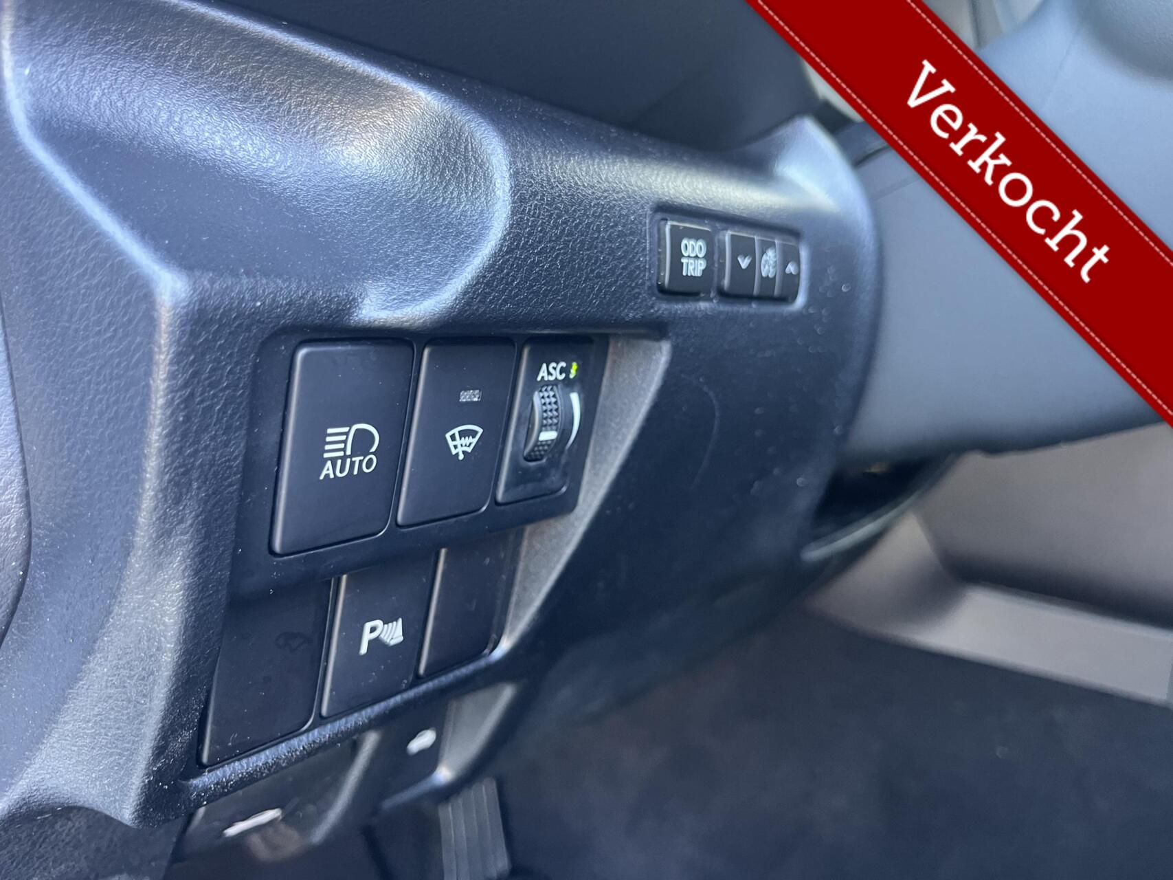 Foto van Lexus Lexus Is300h