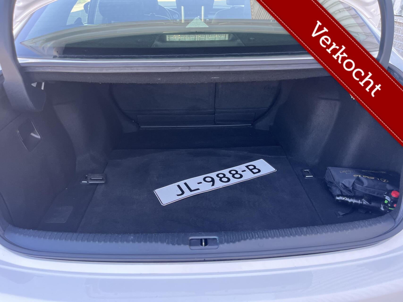 Foto van Lexus Lexus Is300h