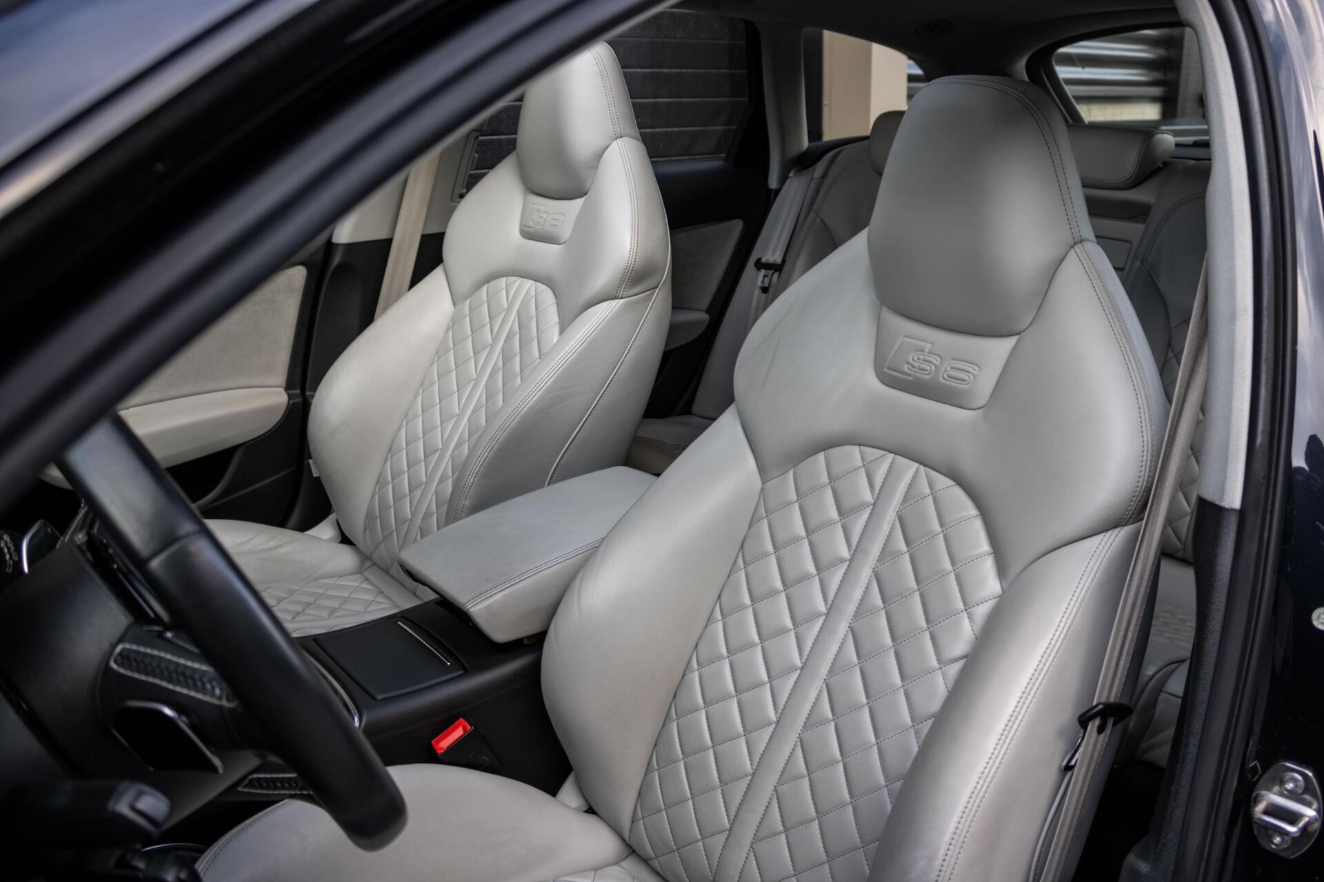 Foto van Audi S6 Avant